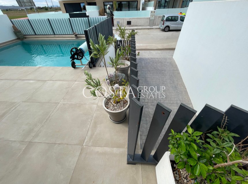 Resale - Villa -
Dolores - Dolores Centro