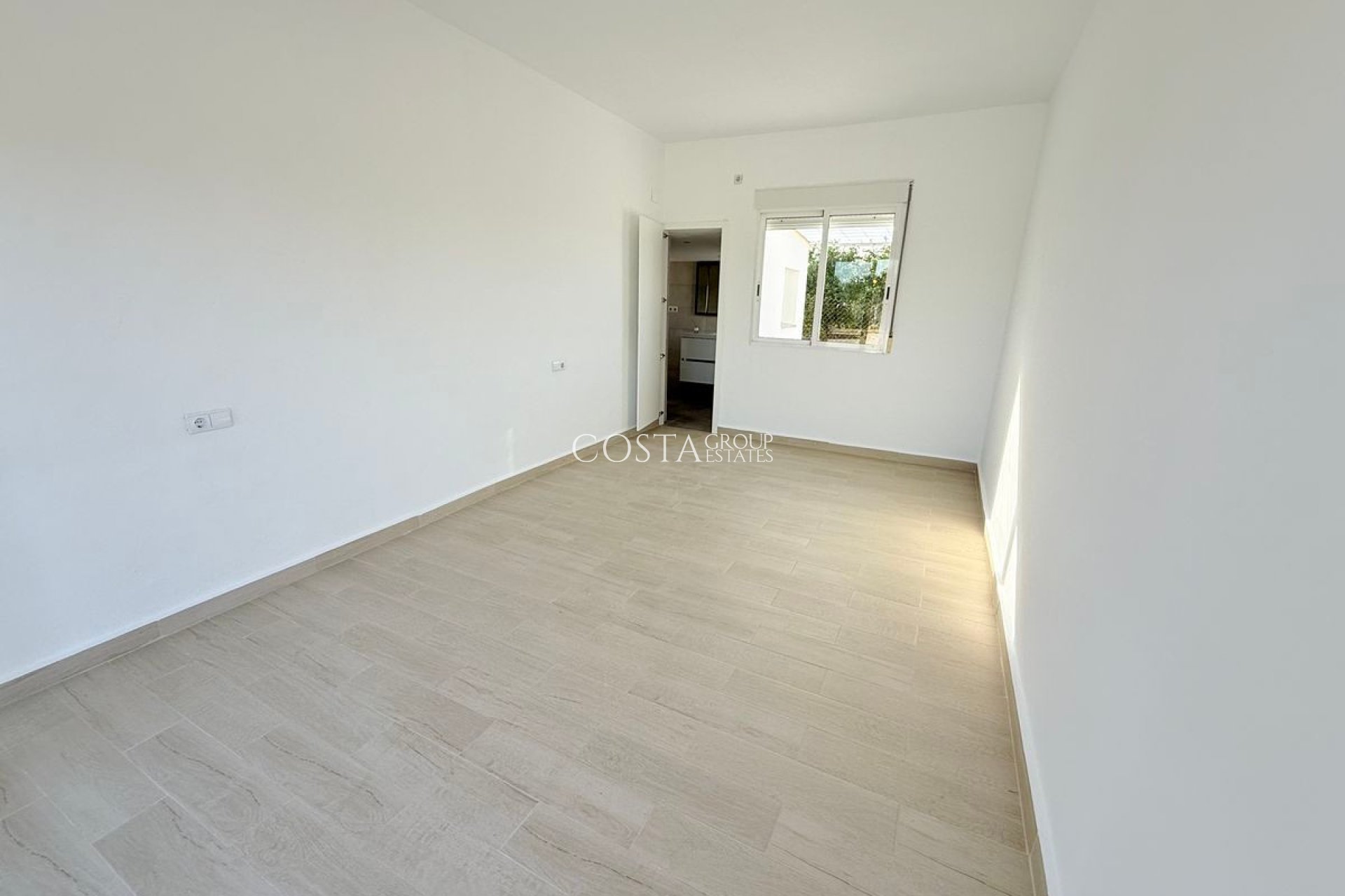 Resale - Villa -
Dolores - Dolores Centro