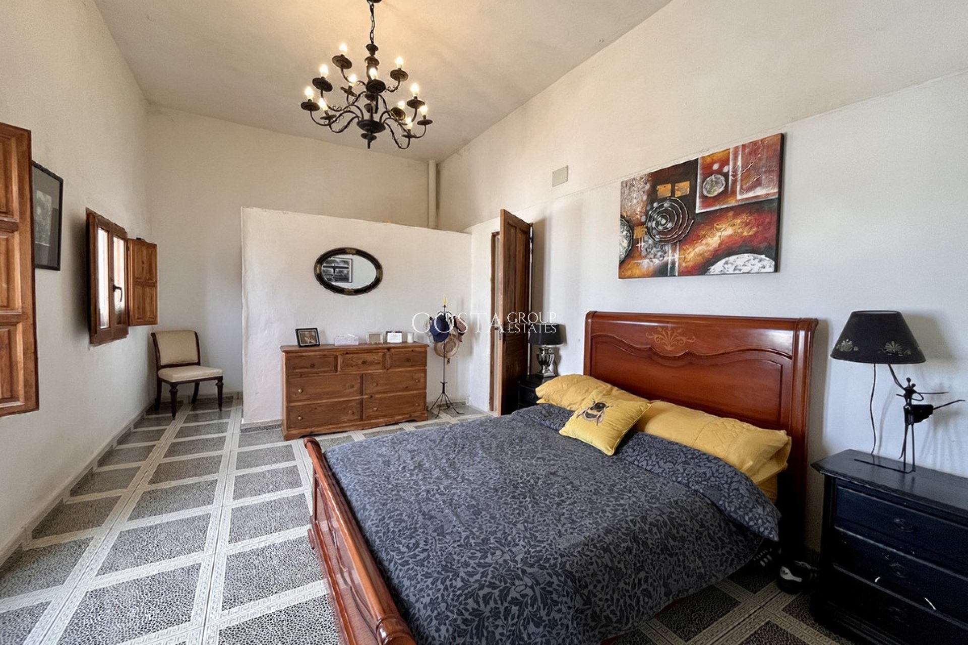 Resale - Villa -
Dolores - Dolores Centro