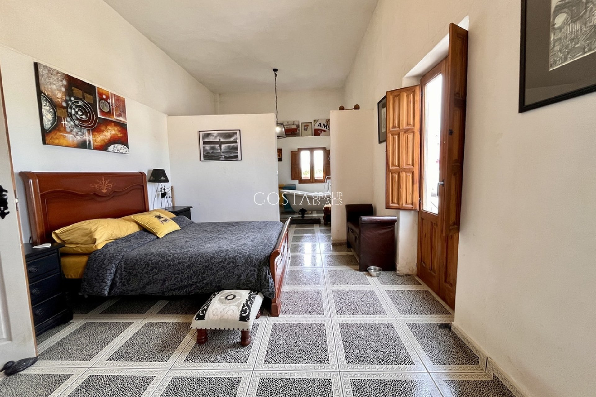 Resale - Villa -
Dolores - Dolores Centro