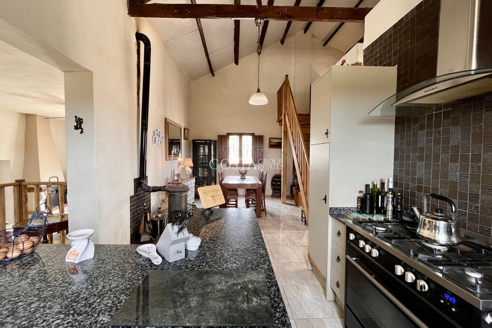 Resale - Villa -
Dolores - Dolores Centro