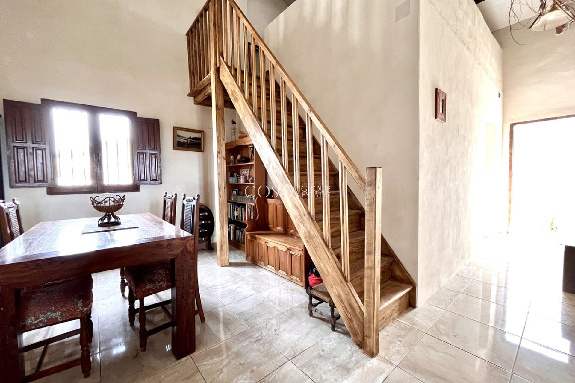 Resale - Villa -
Dolores - Dolores Centro