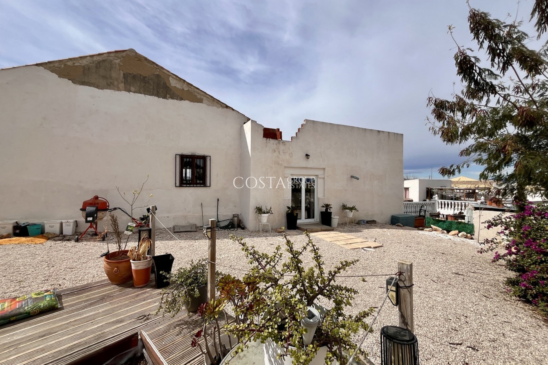 Resale - Villa -
Dolores - Dolores Centro