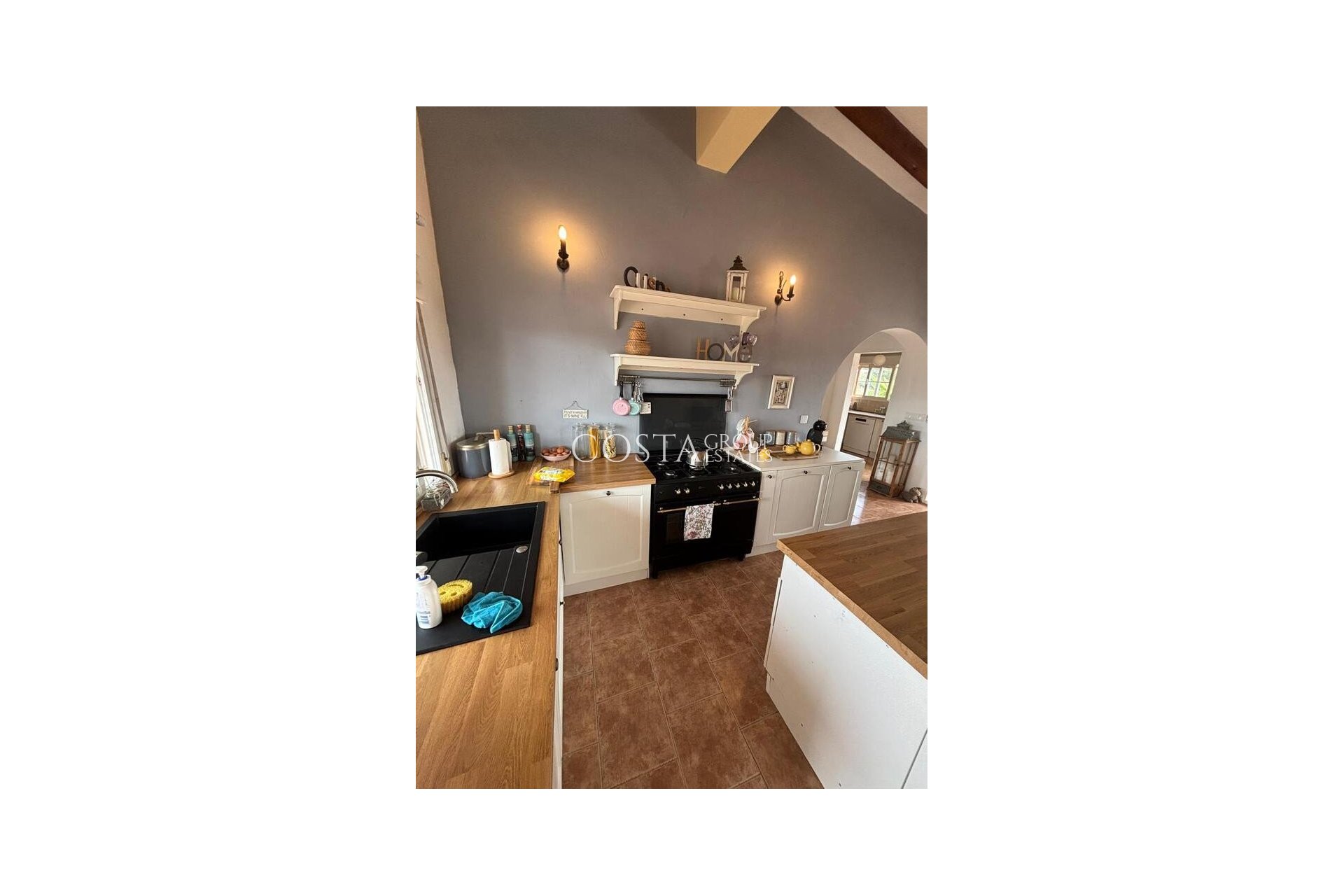 Resale - Villa -
Dolores - Dolores Centro