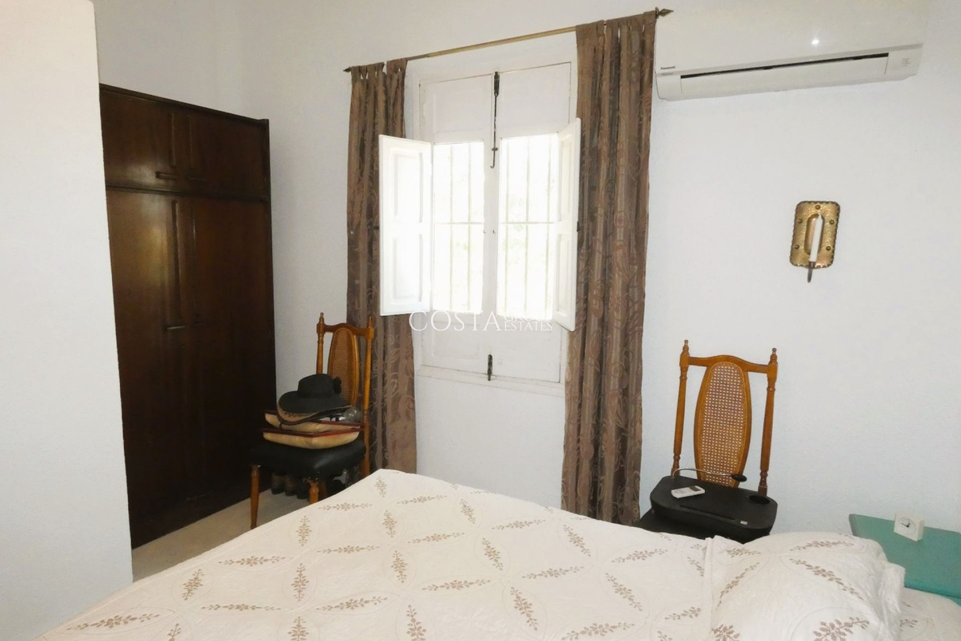 Resale - Villa -
Dolores - Dolores Centro