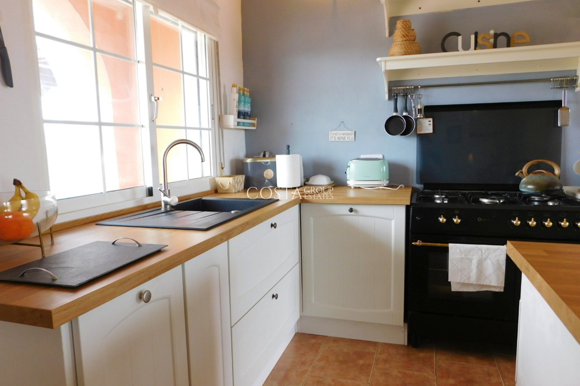 Resale - Villa -
Dolores - Dolores Centro