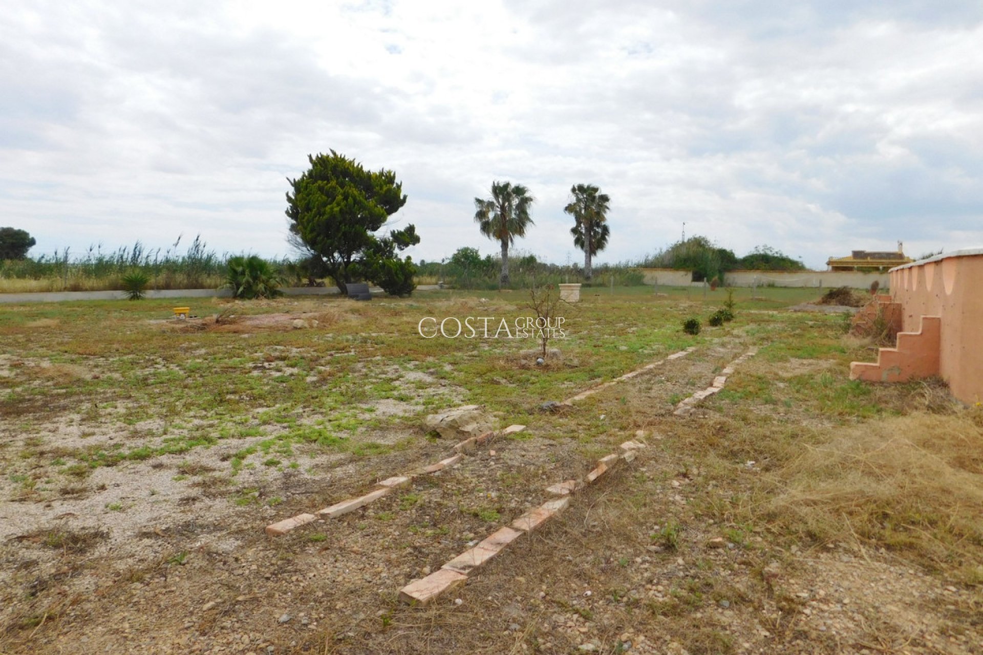 Resale - Villa -
Dolores - Dolores Centro