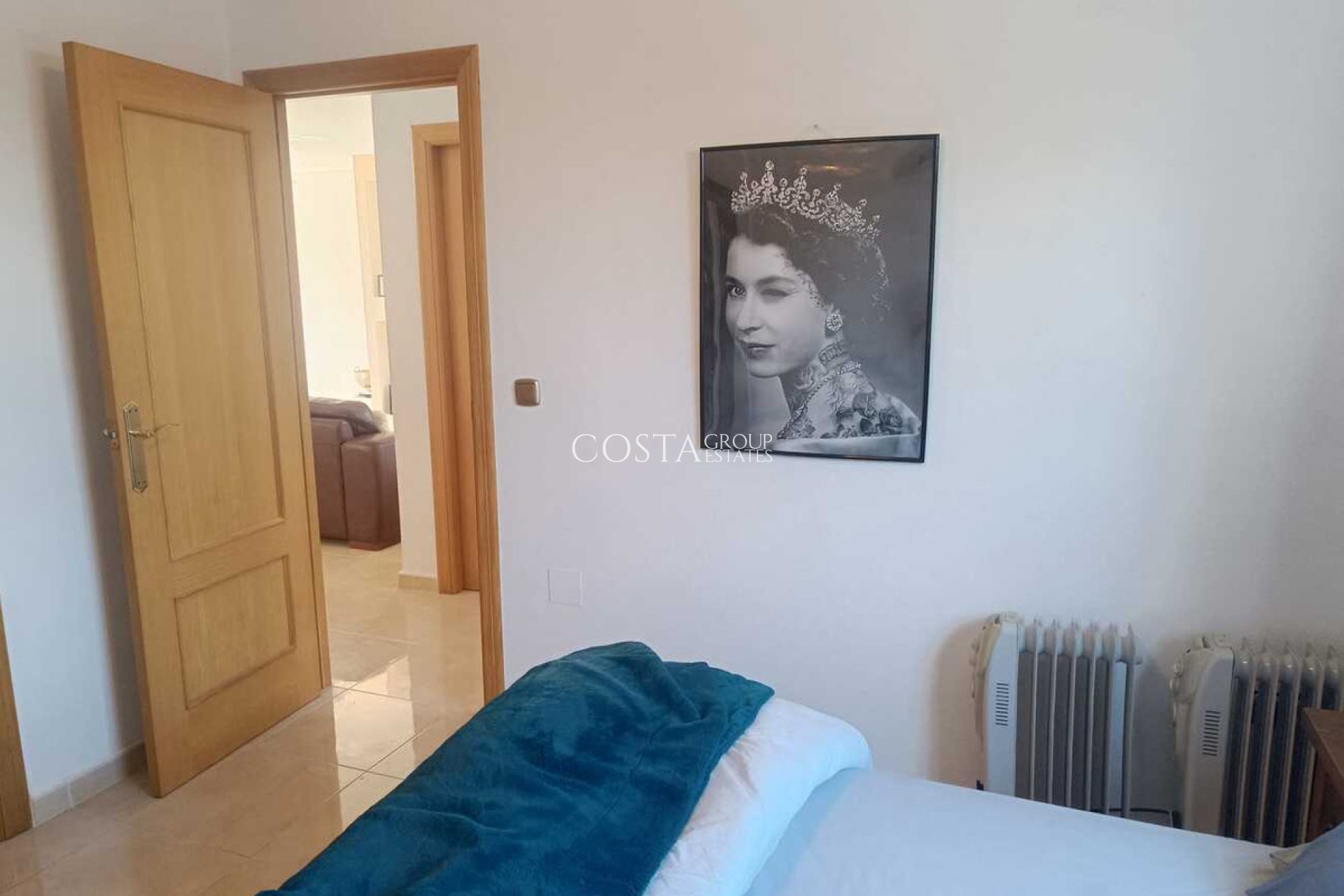 Resale - Villa -
Fortuna - El Reloj