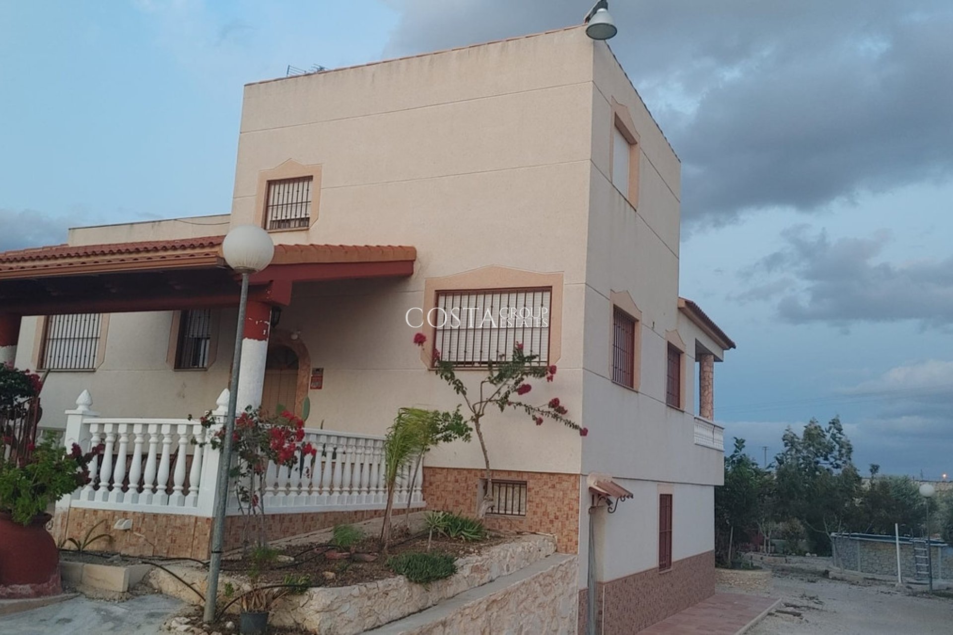 Resale - Villa -
Fortuna - Fortuna Centro