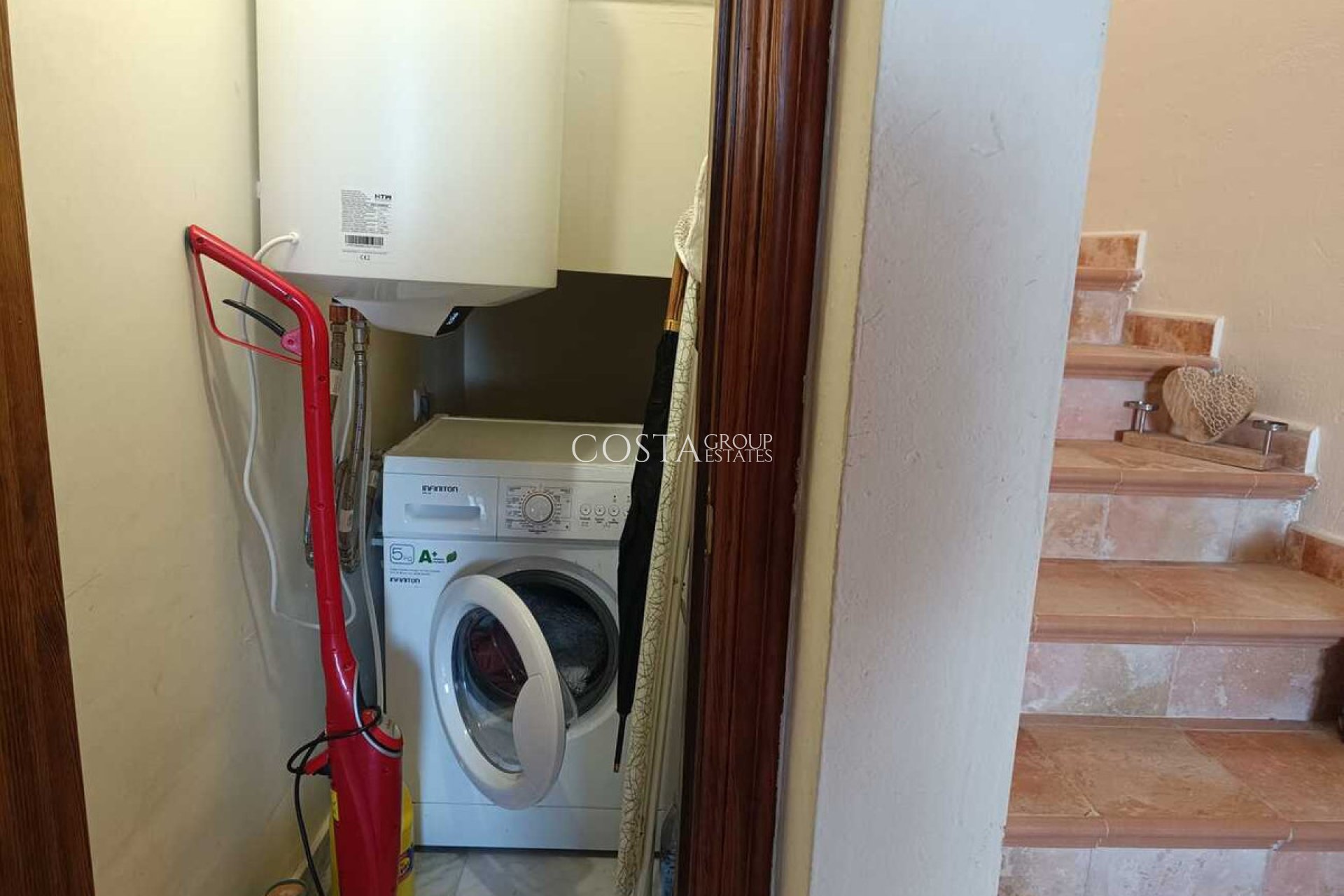 Resale - Villa -
Fortuna - Fortuna Centro