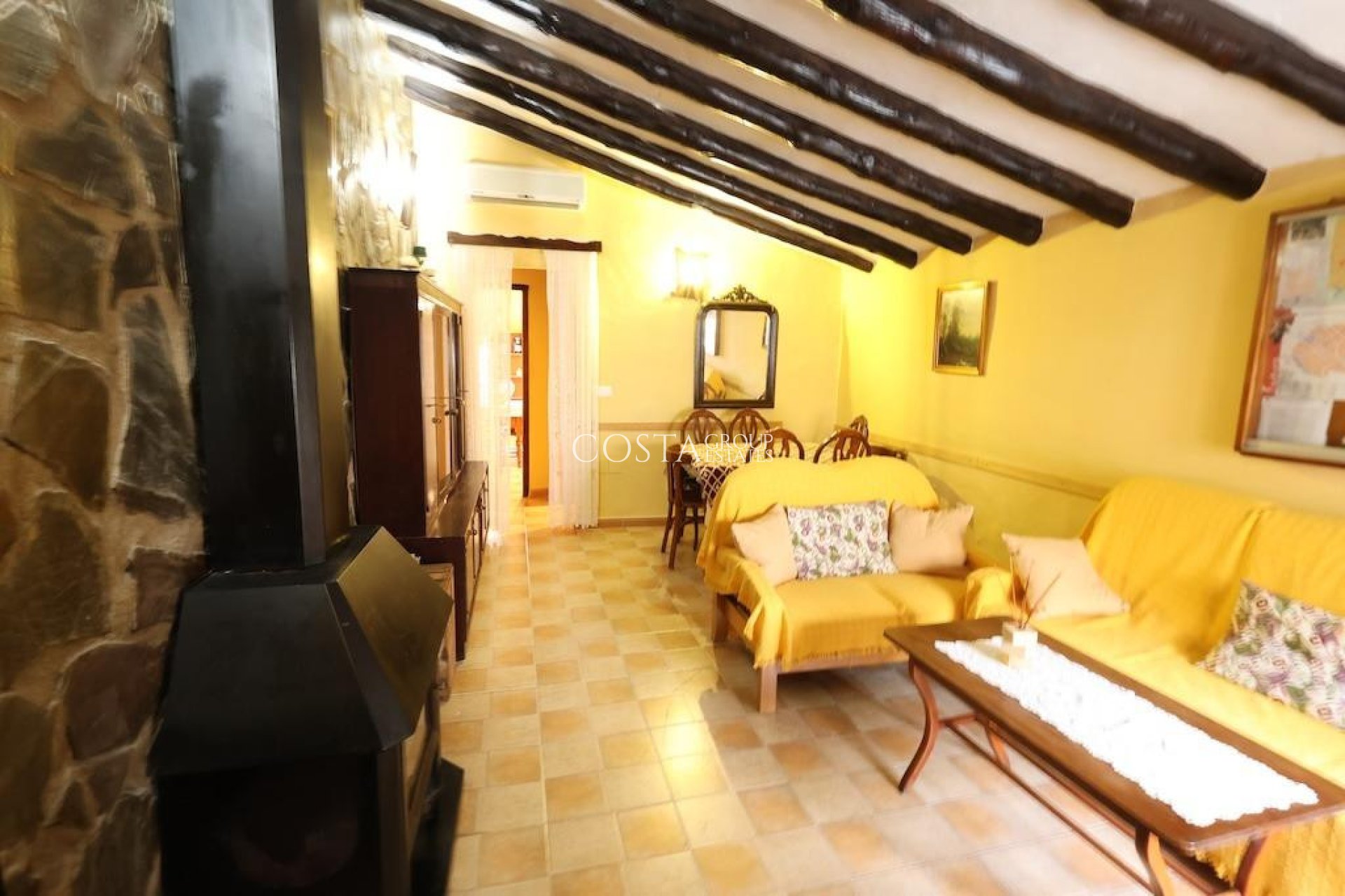 Resale - Villa -
Fortuna - La Garapacha