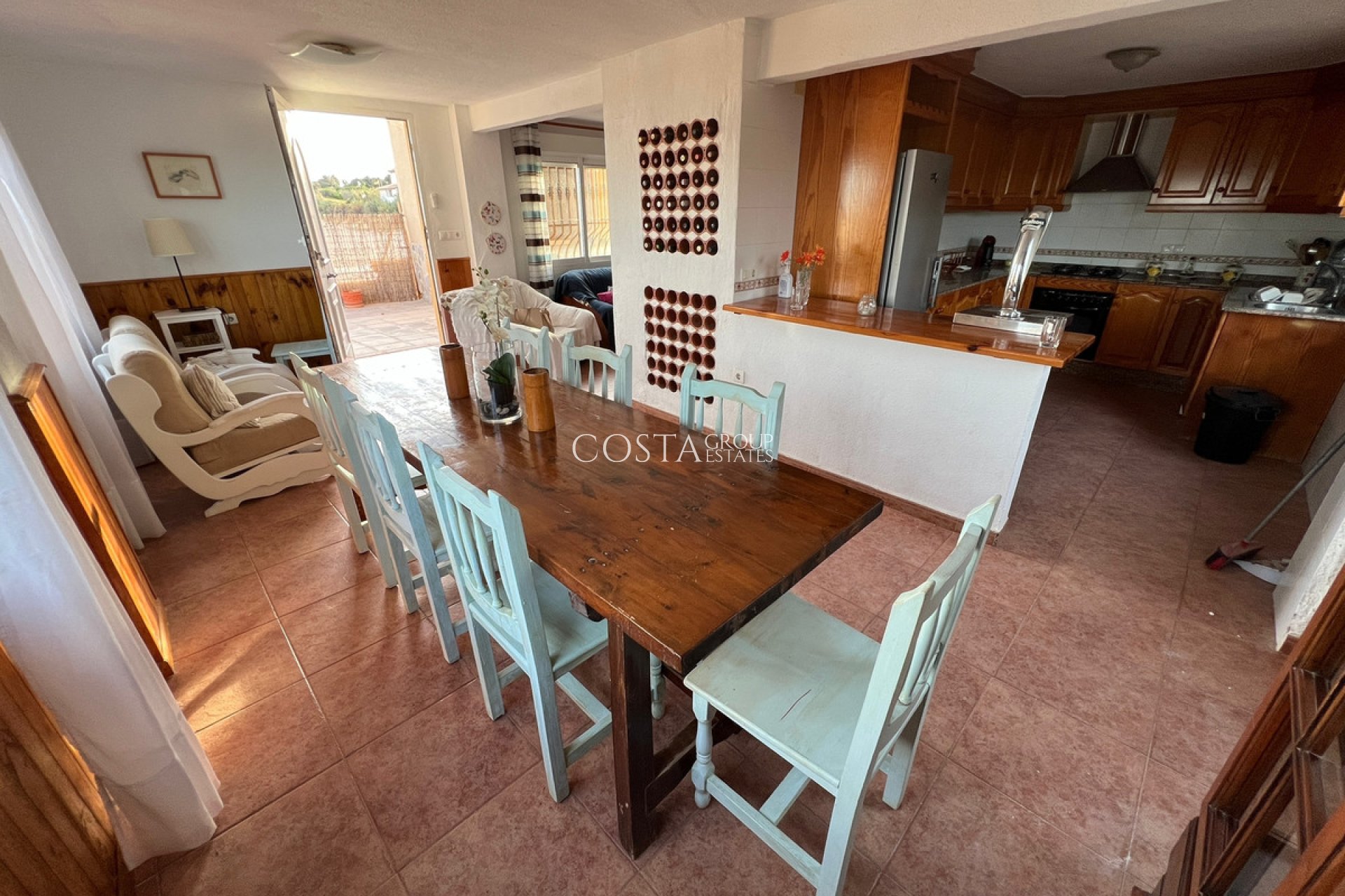 Resale - Villa -
Guardamar del Segura - Guardamar del Segura Centro