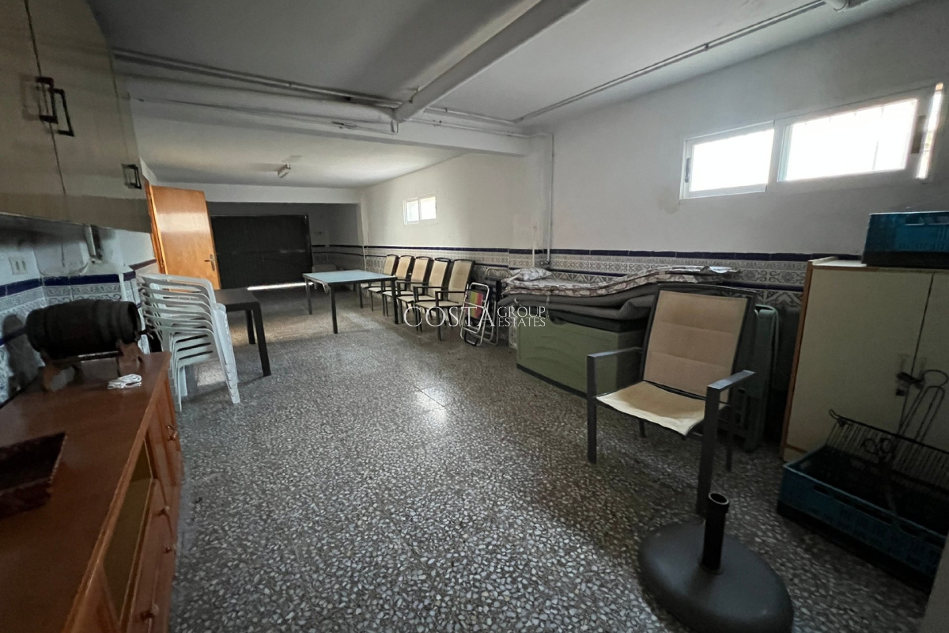 Resale - Villa -
Guardamar del Segura - Guardamar del Segura Centro
