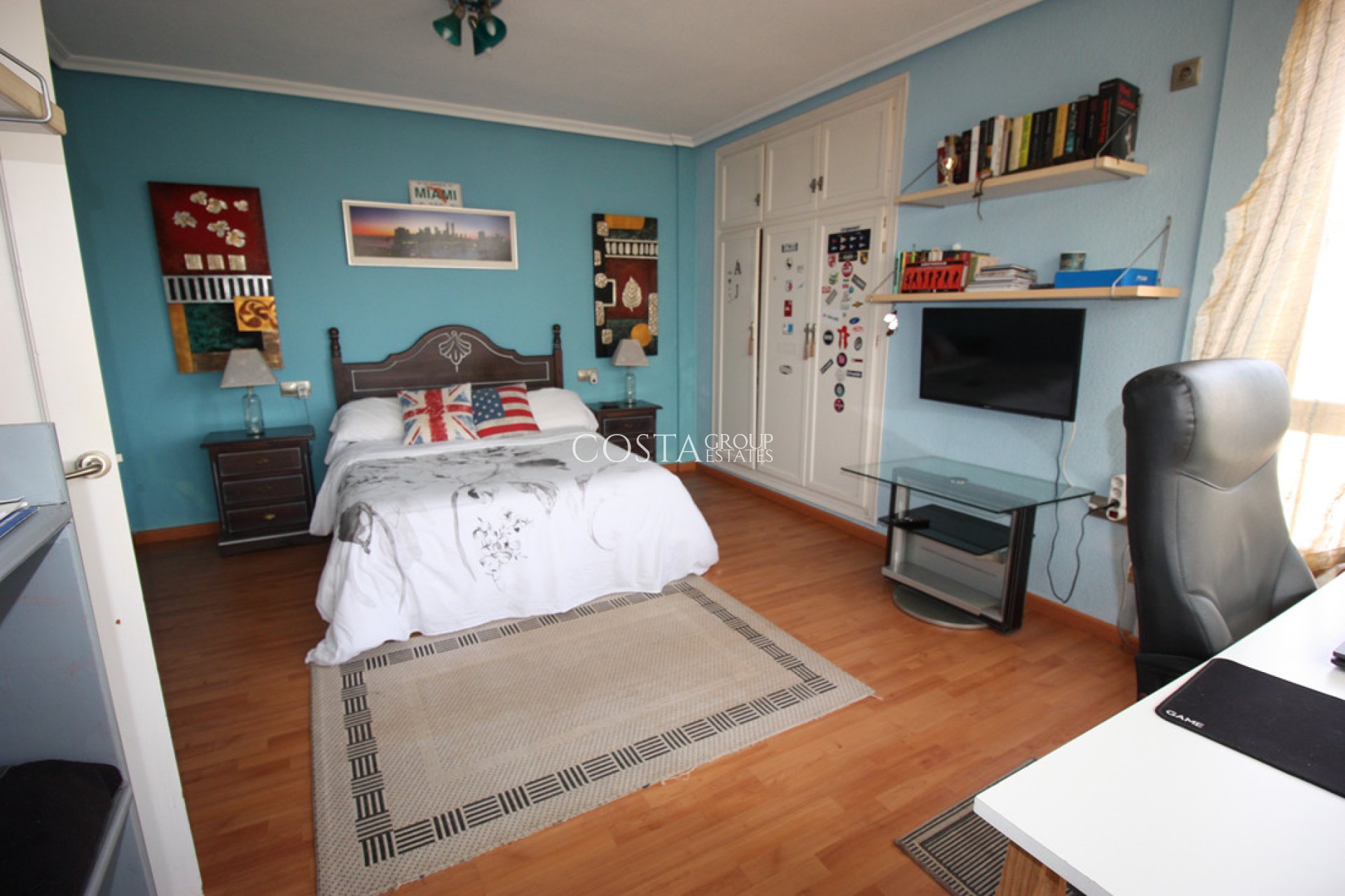 Resale - Villa -
Guardamar del Segura - Guardamar del Segura Centro
