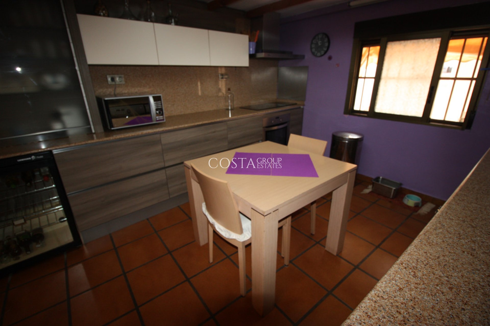 Resale - Villa -
Guardamar del Segura - Guardamar del Segura Centro