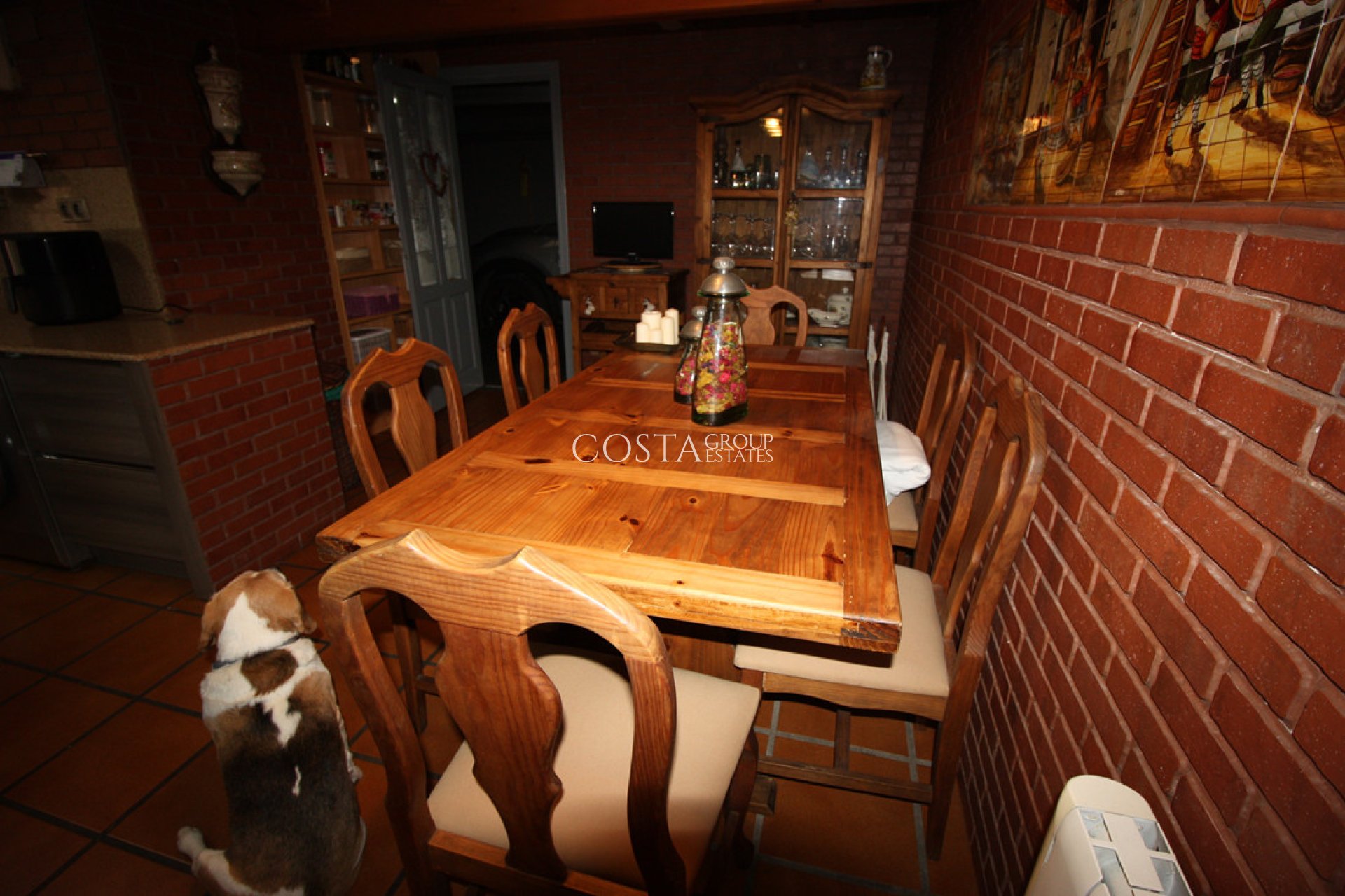 Resale - Villa -
Guardamar del Segura - Guardamar del Segura Centro