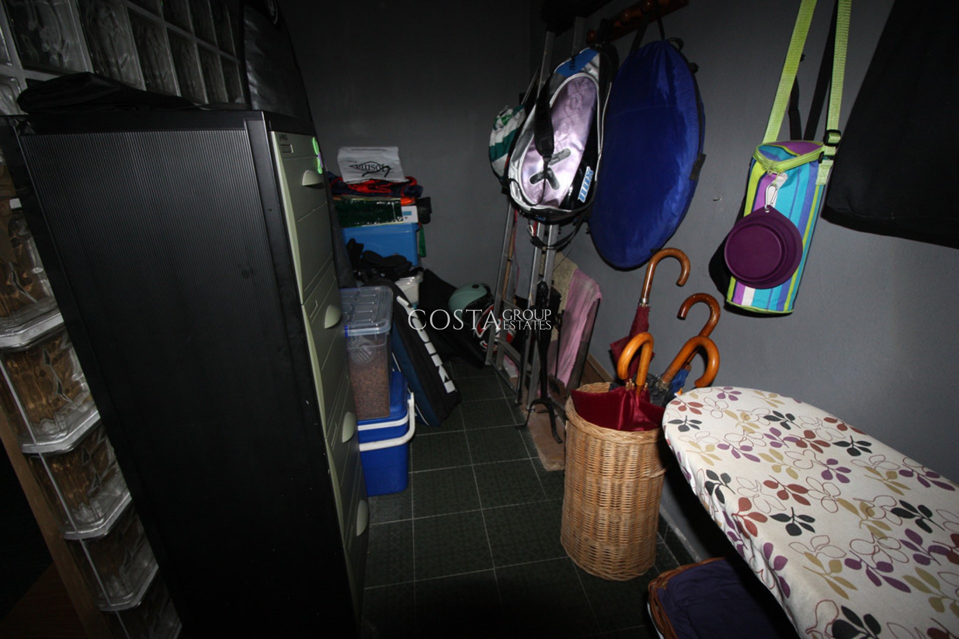 Resale - Villa -
Guardamar del Segura - Guardamar del Segura Centro