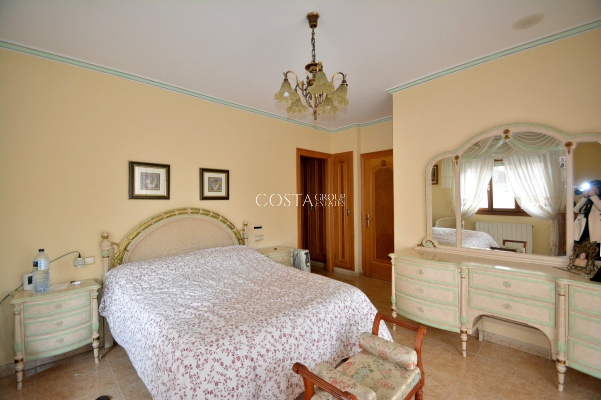 Resale - Villa -
Guardamar del Segura - Guardamar del Segura Centro