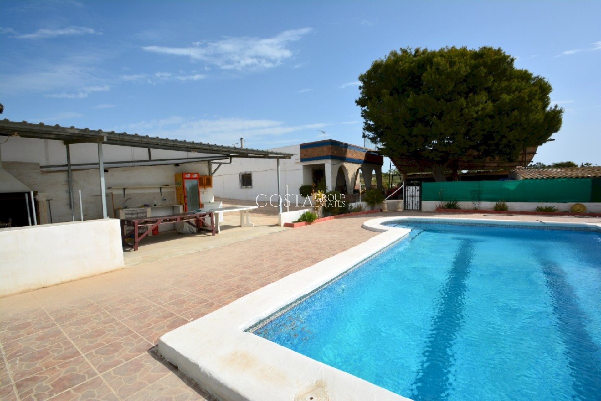 Resale - Villa -
Guardamar del Segura - Guardamar del Segura Centro