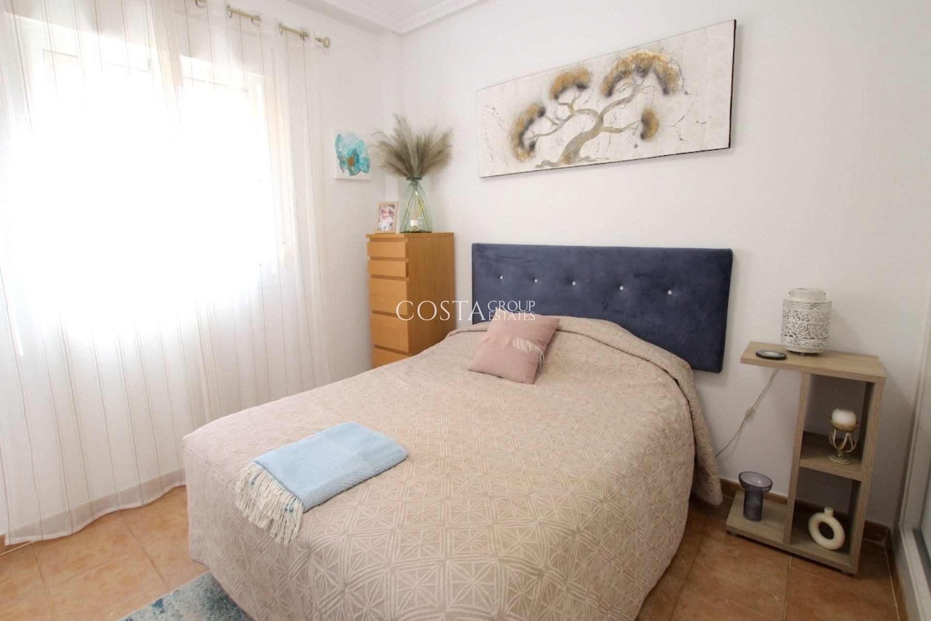 Resale - Villa -
Guardamar del Segura - Guardamar del Segura Centro