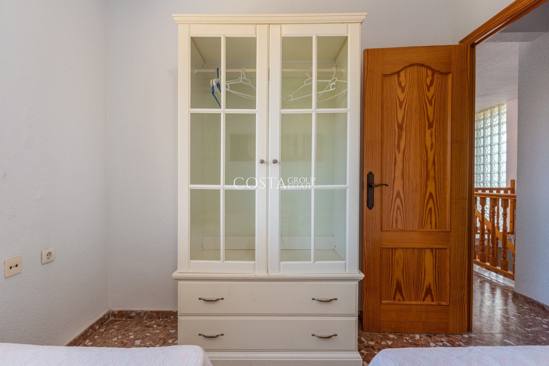 Resale - Villa -
Guardamar del Segura - Guardamar del Segura Centro