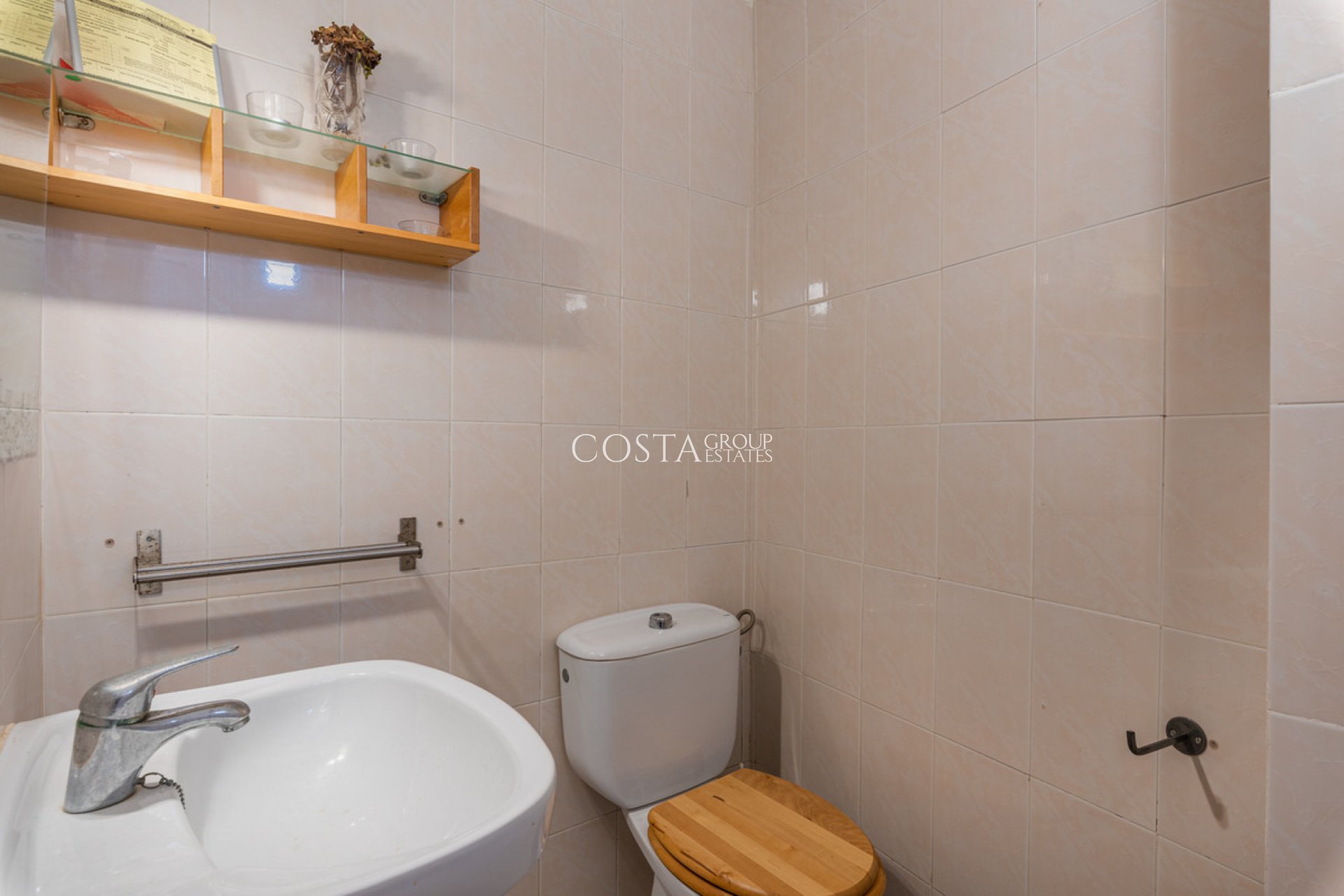 Resale - Villa -
Guardamar del Segura - Guardamar del Segura Centro