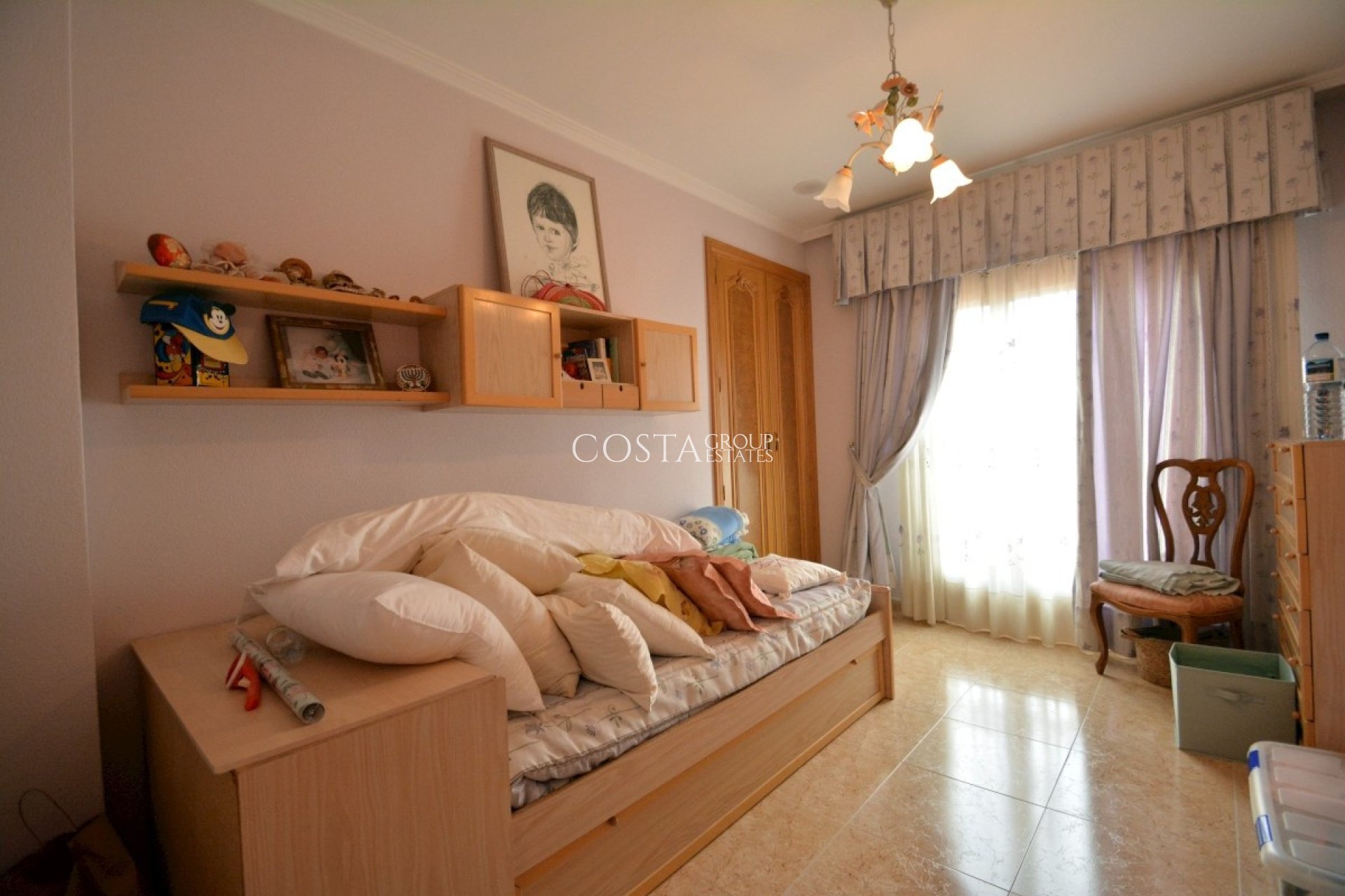 Resale - Villa -
Guardamar del Segura - Guardamar del Segura Centro