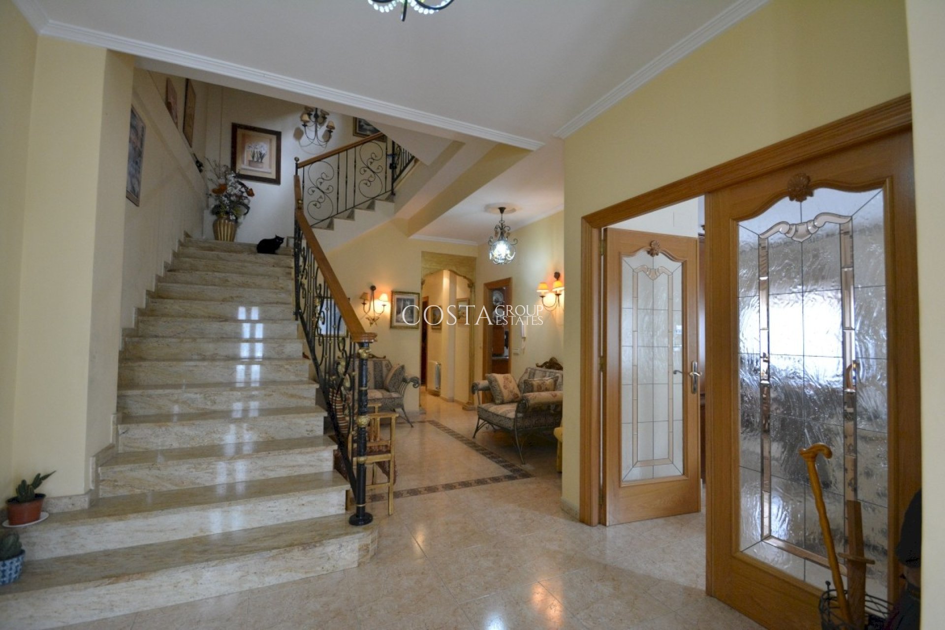 Resale - Villa -
Guardamar del Segura - Guardamar del Segura Centro