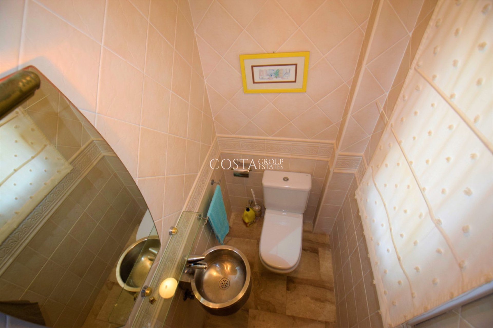 Resale - Villa -
Guardamar del Segura - Guardamar del Segura Centro