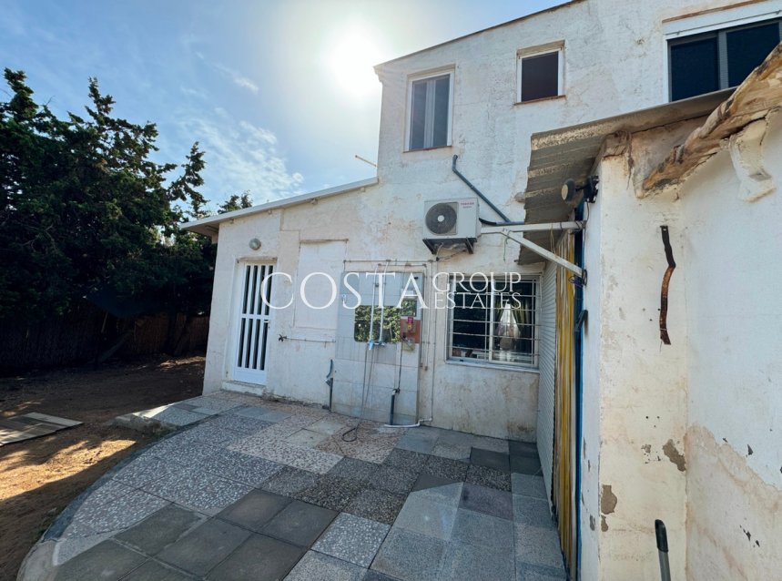 Resale - Villa -
Guardamar del Segura - Guardamar del Segura Centro