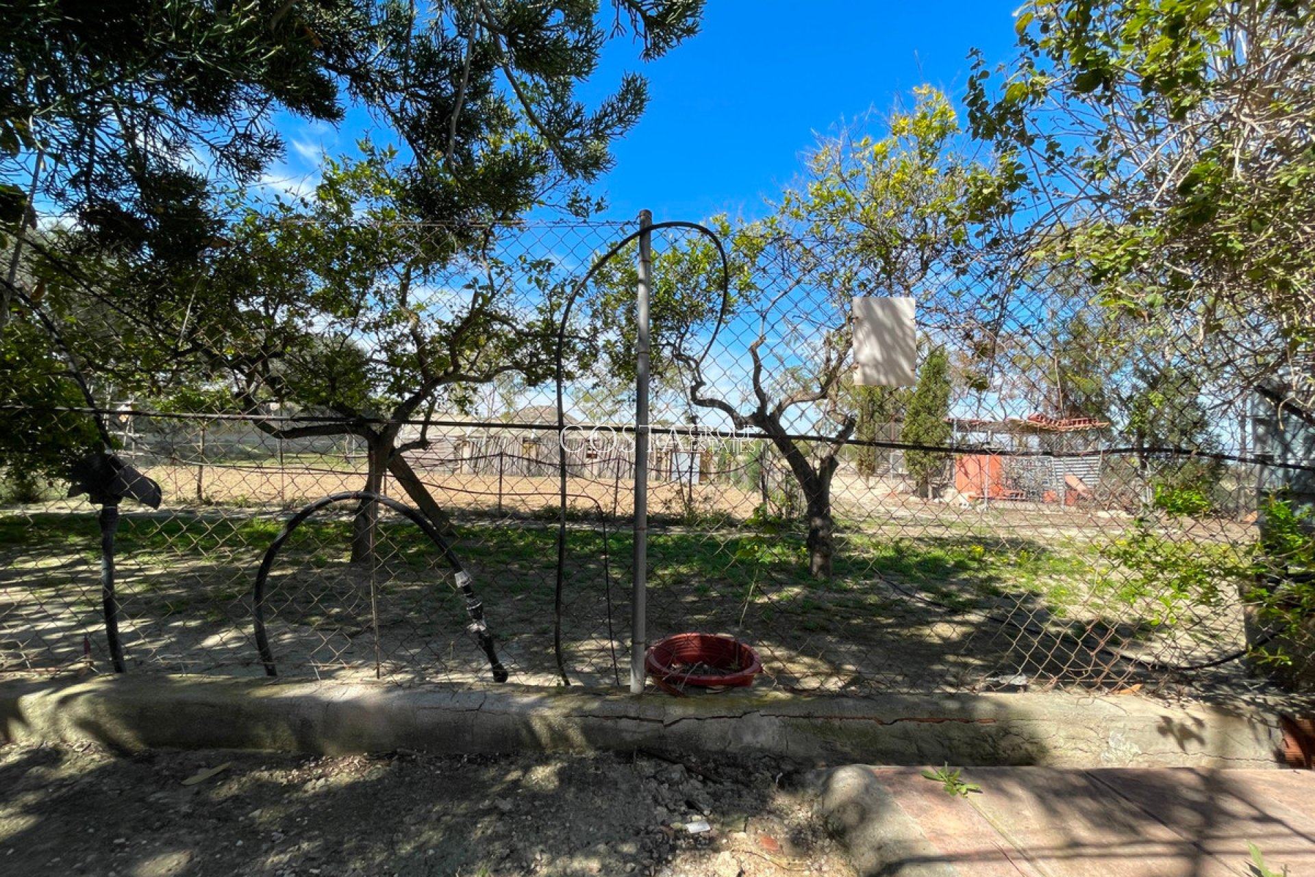 Resale - Villa -
Guardamar del Segura - Guardamar del Segura Centro