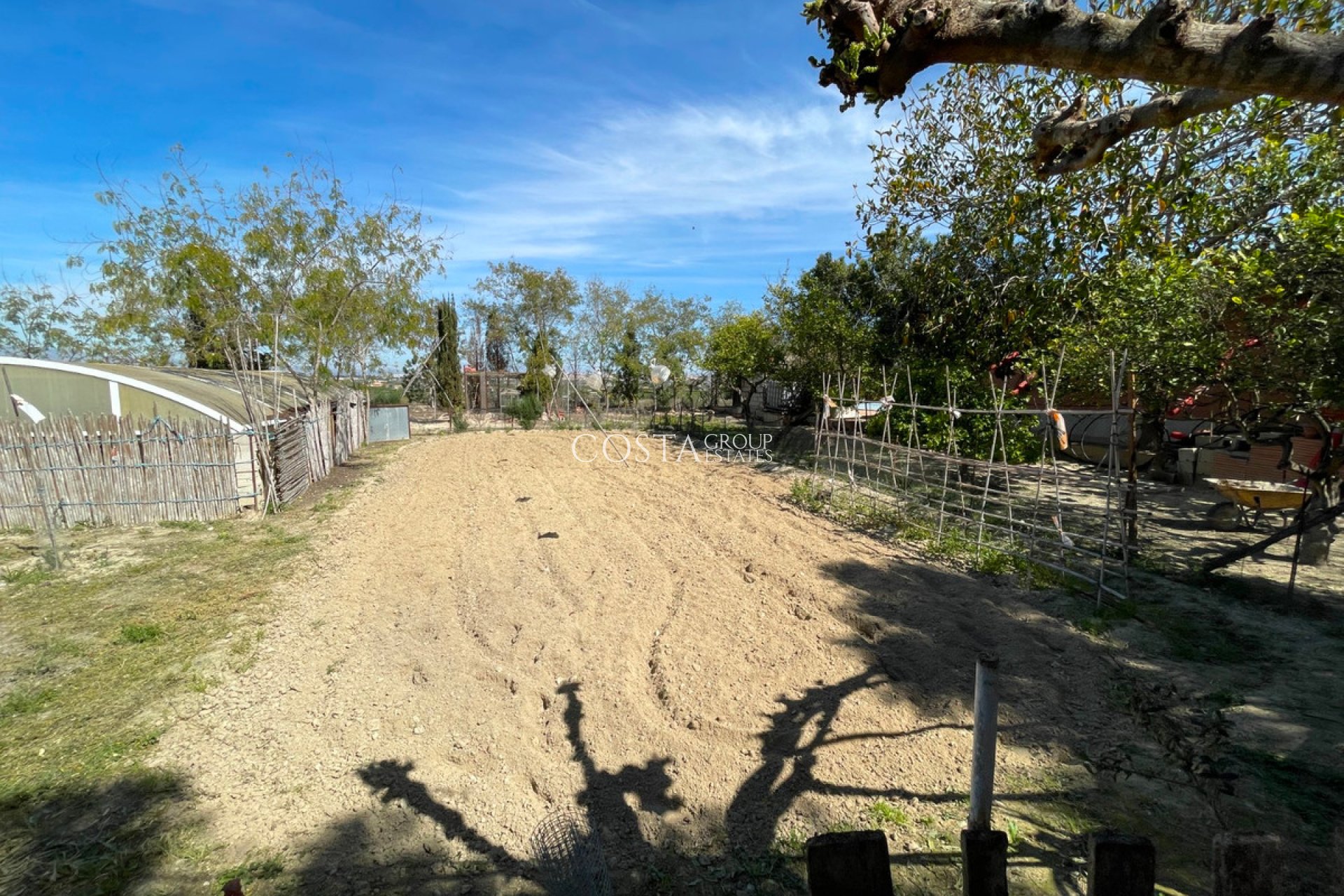 Resale - Villa -
Guardamar del Segura - Guardamar del Segura Centro