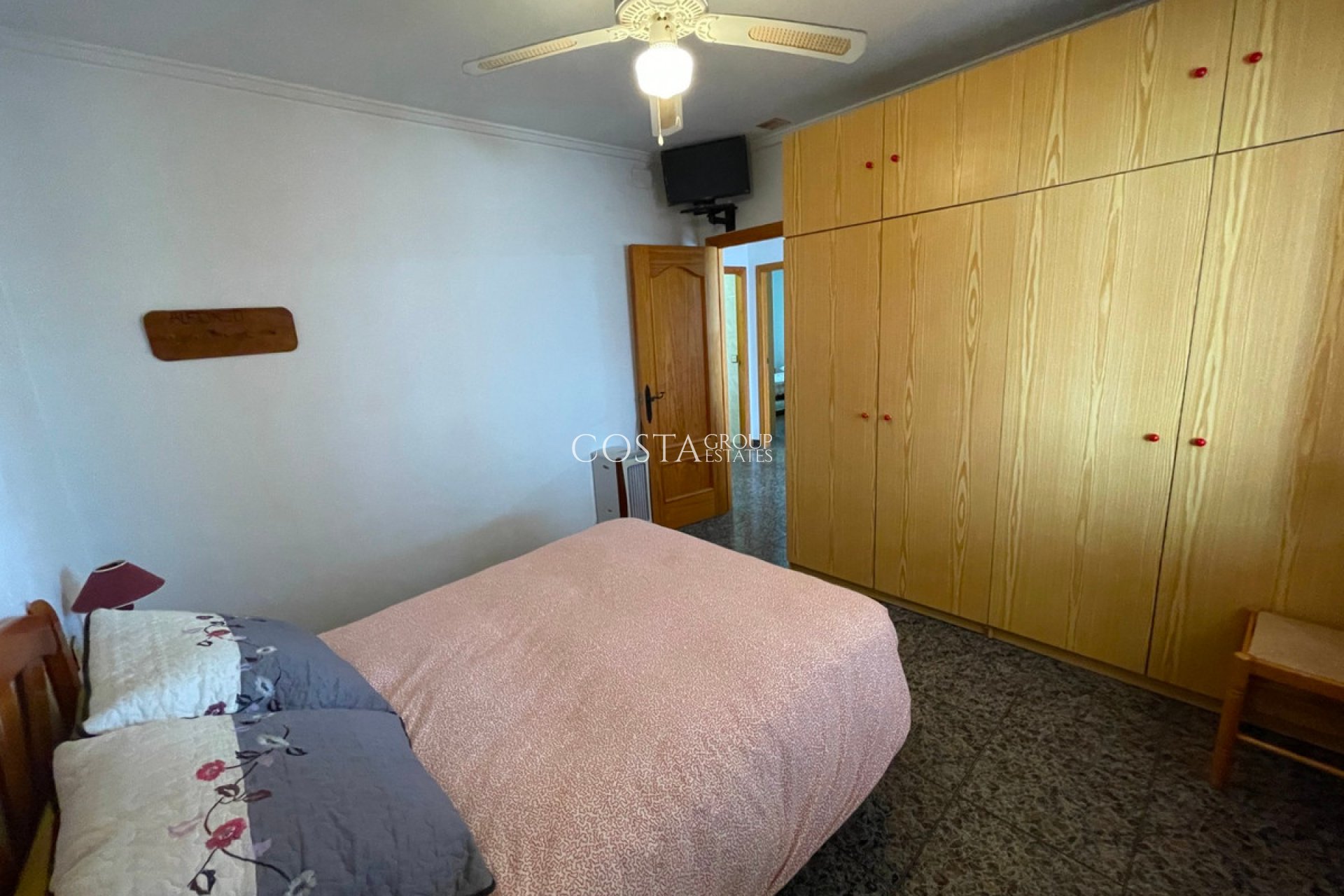 Resale - Villa -
Guardamar del Segura - Guardamar del Segura Centro