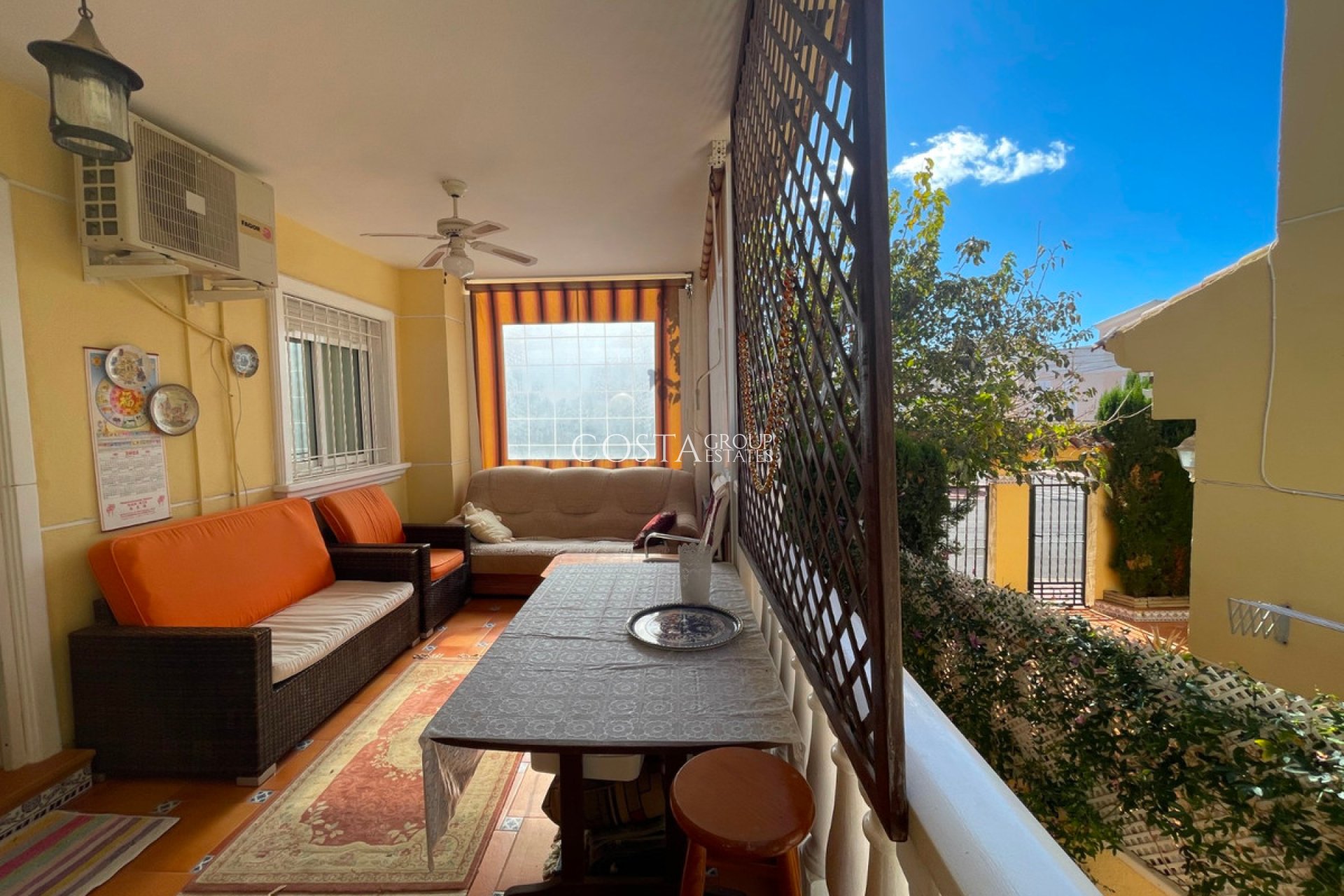 Resale - Villa -
Guardamar del Segura - Guardamar del Segura Centro