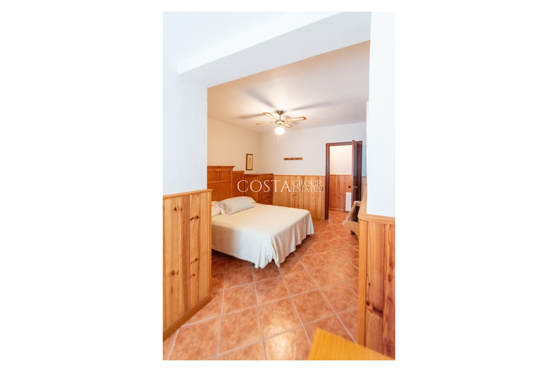 Resale - Villa -
Guardamar del Segura