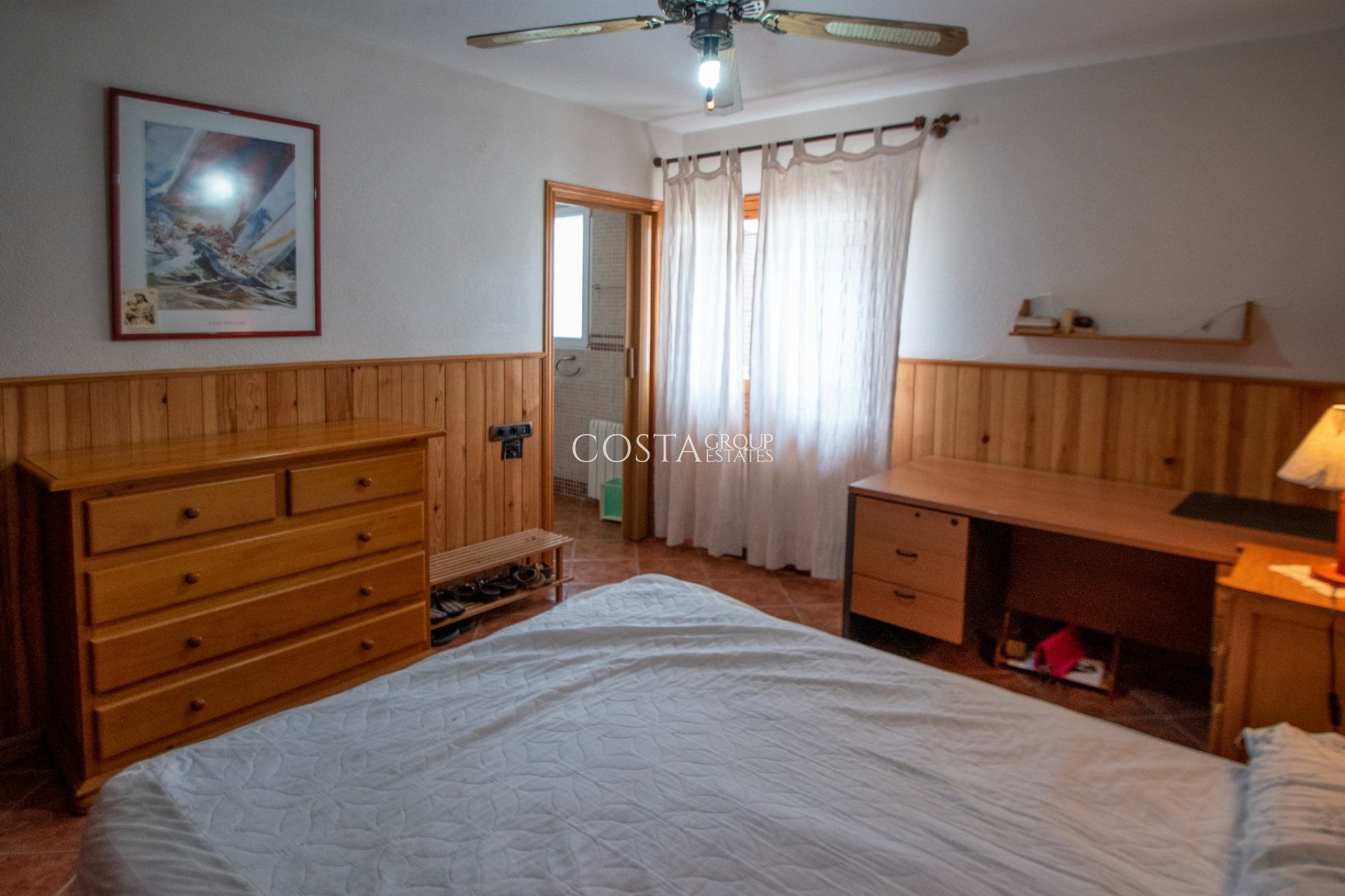 Resale - Villa -
Guardamar del Segura