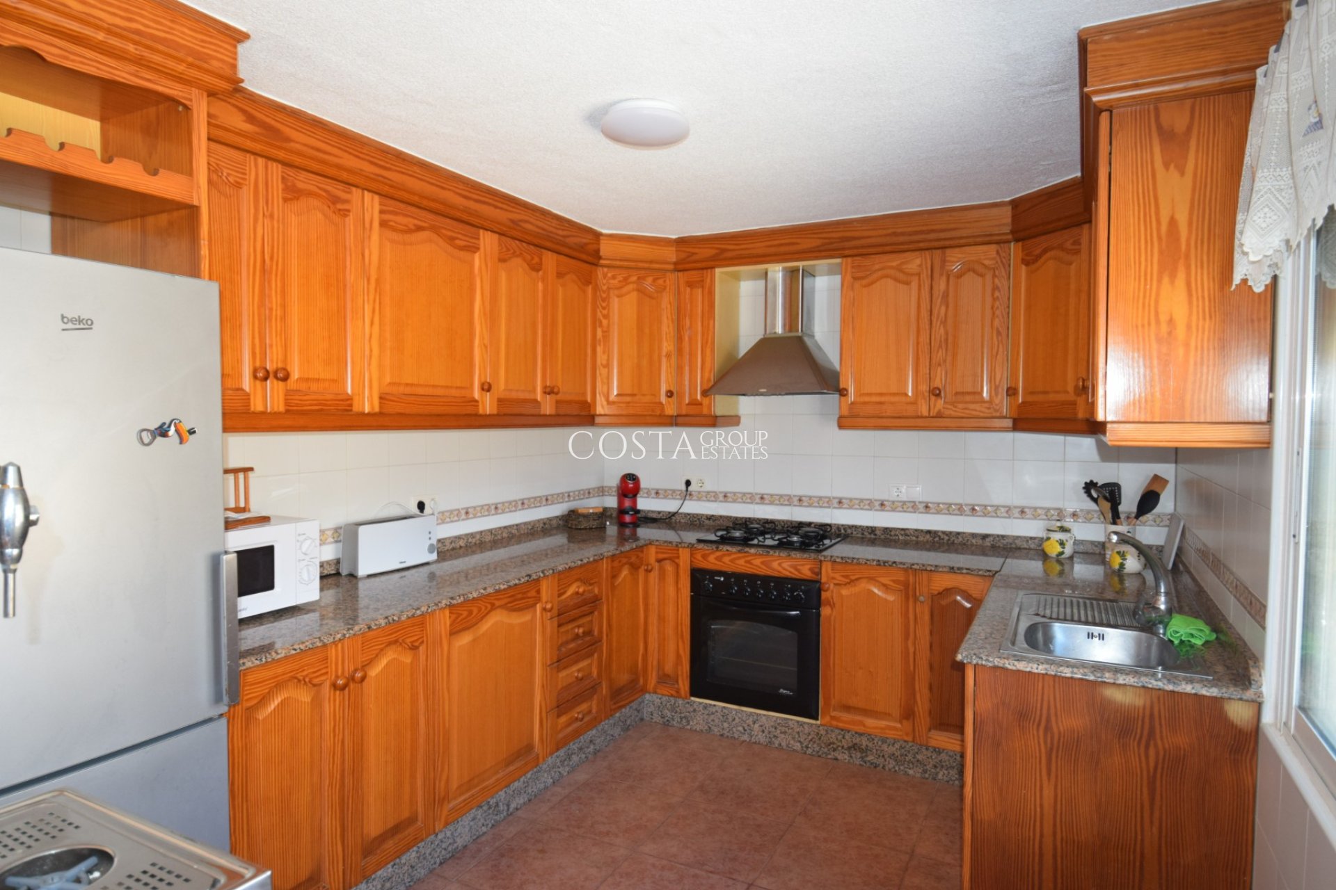 Resale - Villa -
Guardamar del Segura