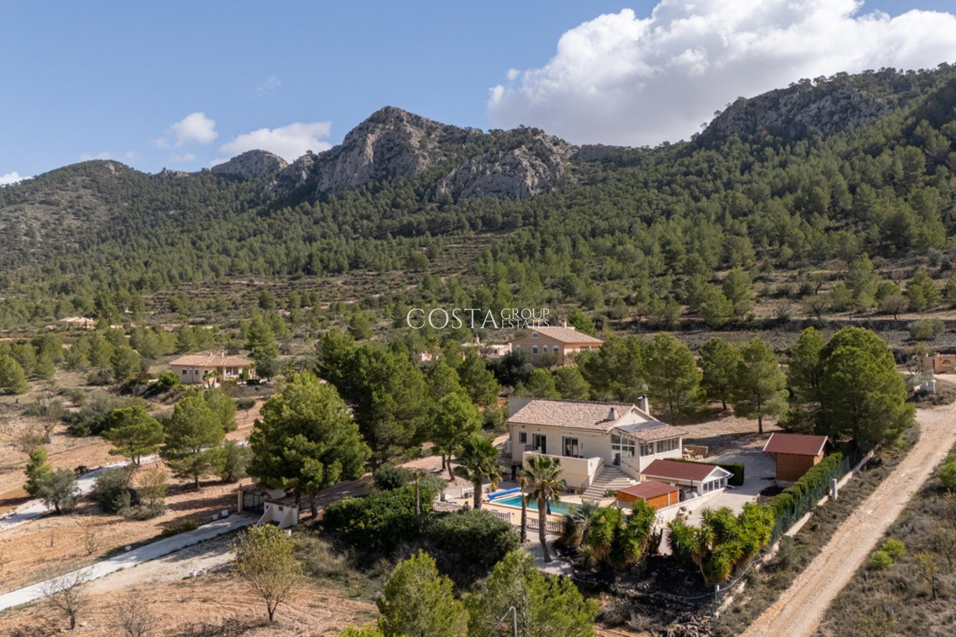 Resale - Villa -
Jumilla - La Zarza