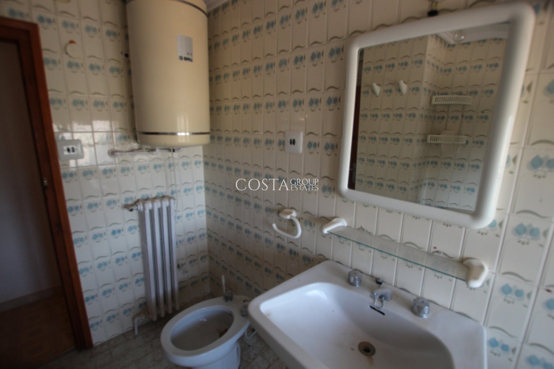 Resale - Villa -
Jumilla - Torre del Rico