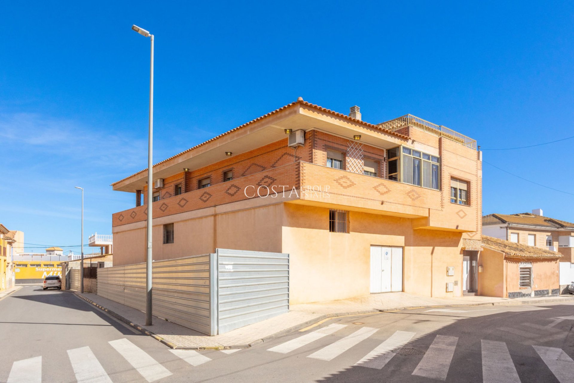 Resale - Villa -
La Union - La Union Centro