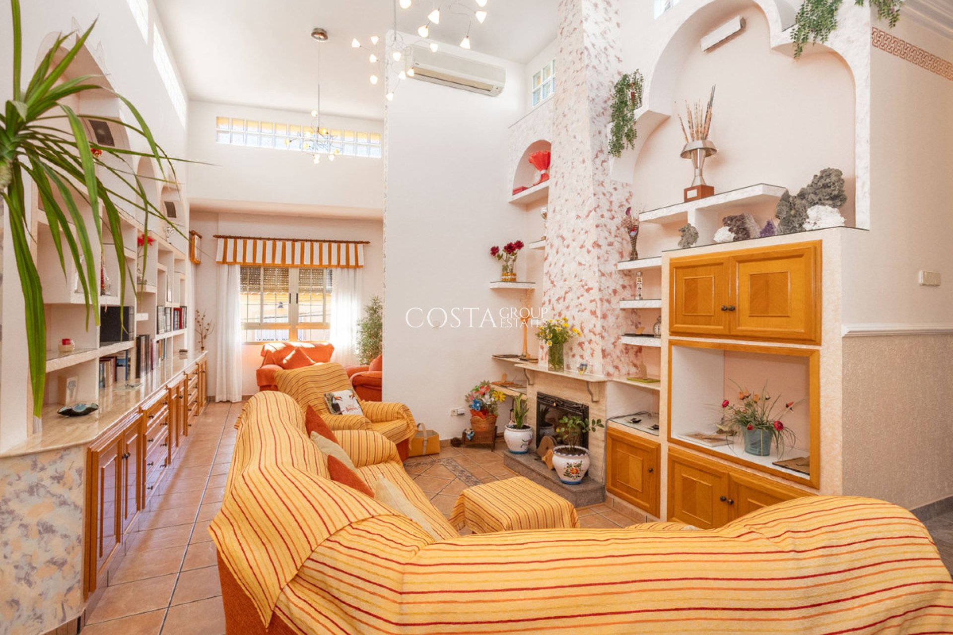 Resale - Villa -
La Union - La Union Centro