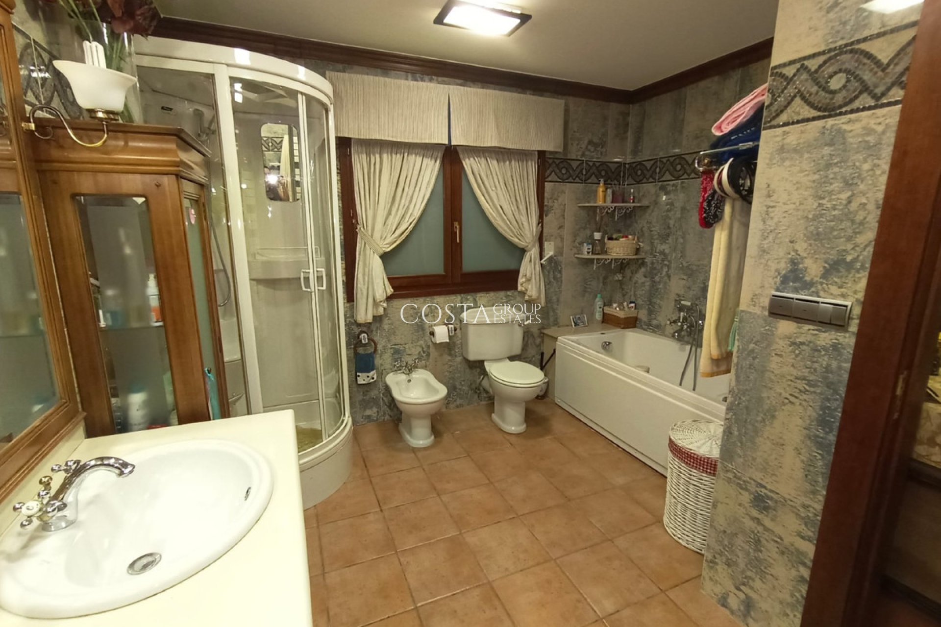 Resale - Villa -
Lorca - Lorca Centro