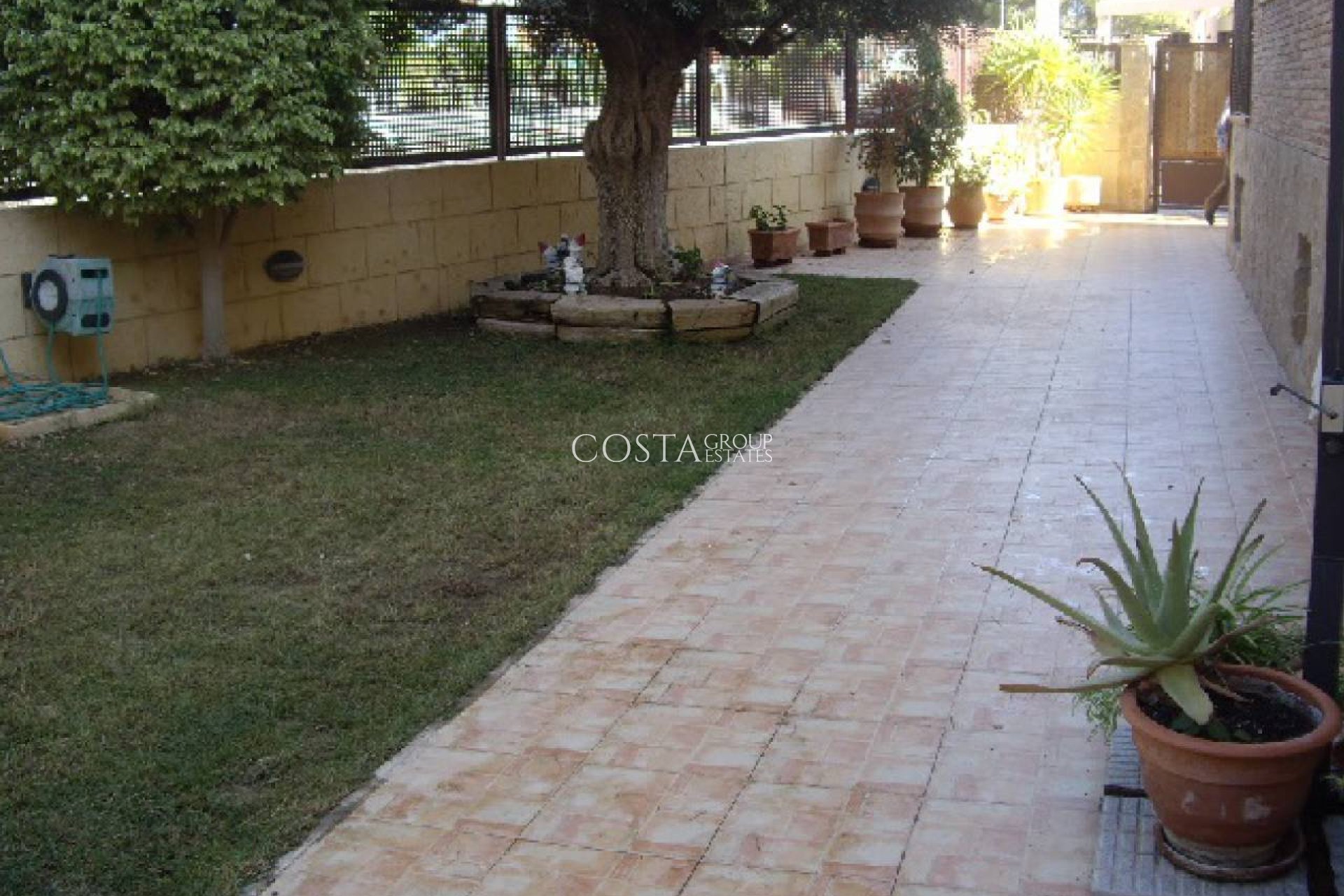 Resale - Villa -
Los Alcazares - Beach