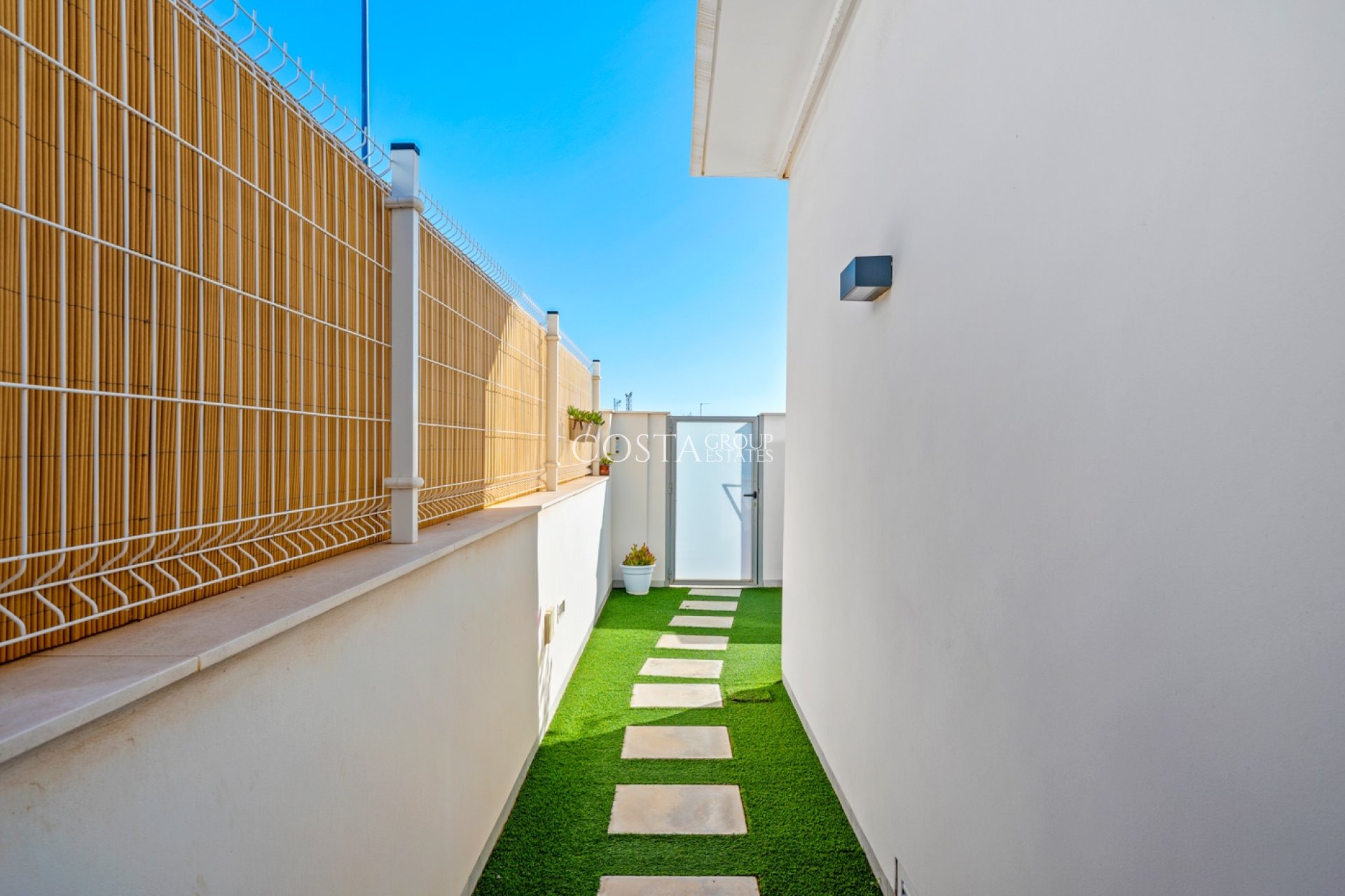 Resale - Villa -
Los Alcazares - Euro Roda