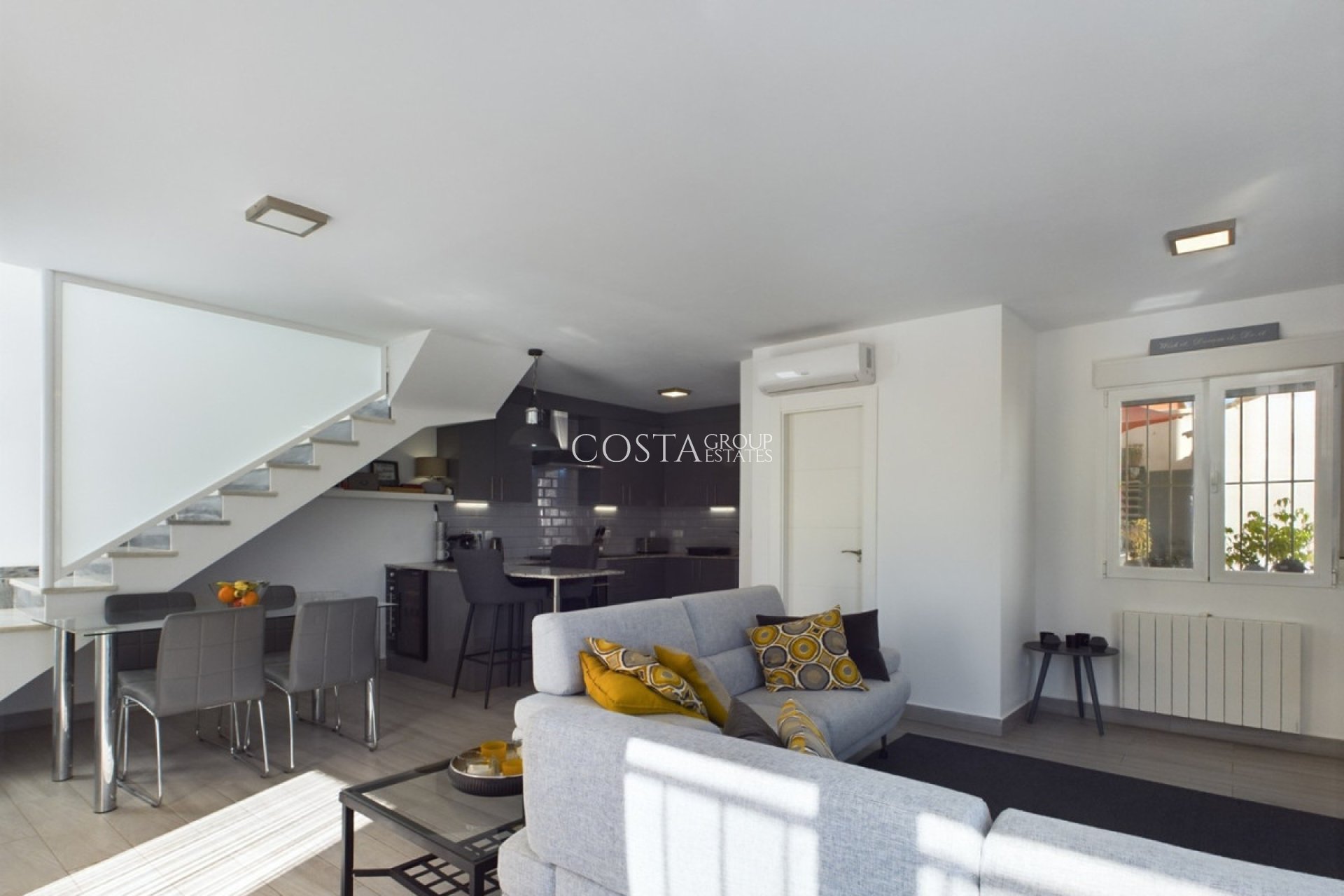 Resale - Villa -
Los Alcazares - Los Alcazares Centro