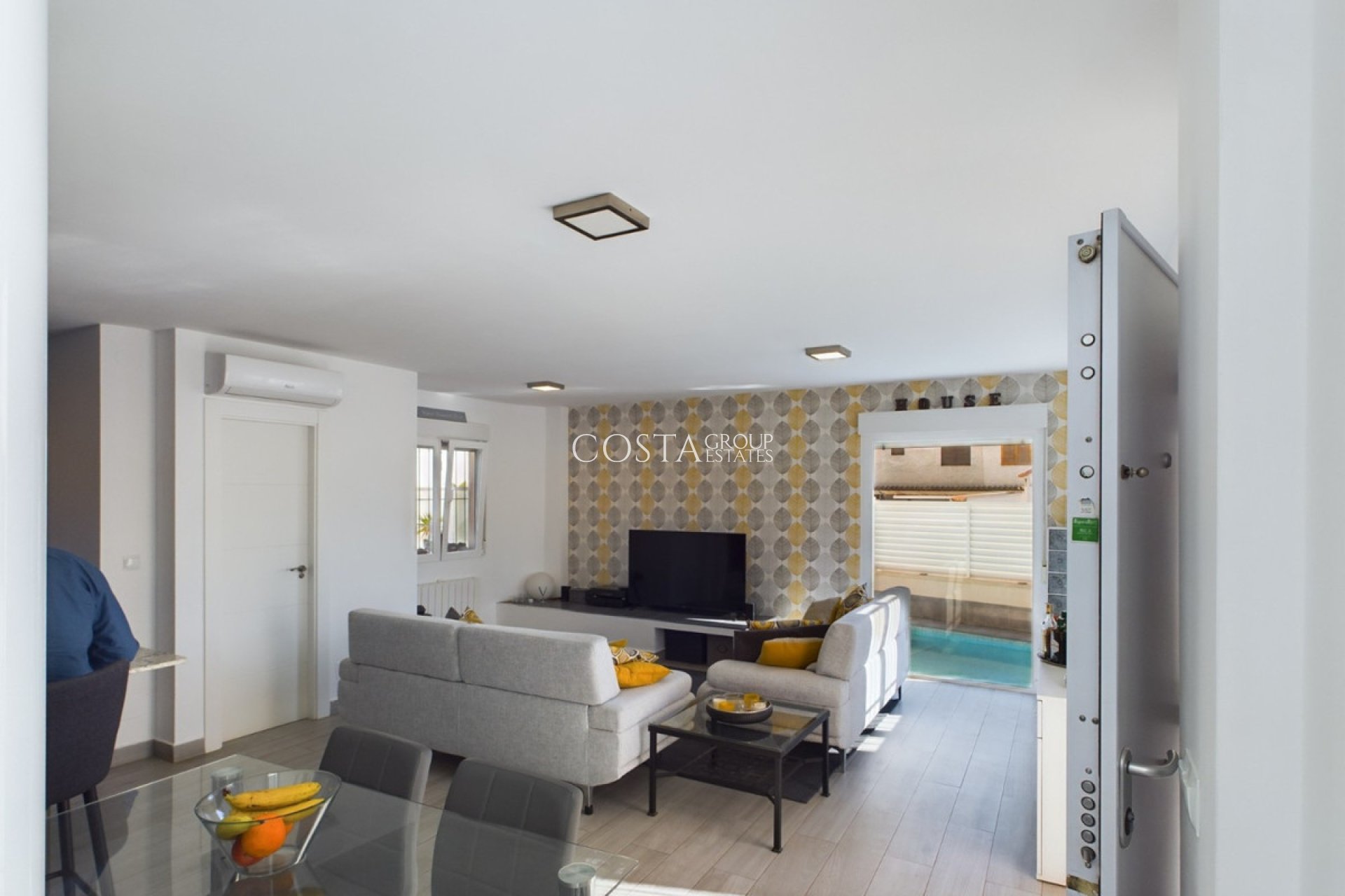 Resale - Villa -
Los Alcazares - Los Alcazares Centro