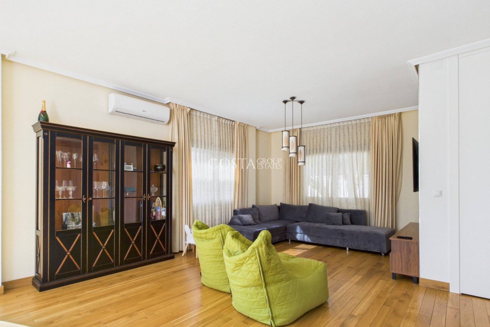 Resale - Villa -
Los Alcazares - Los Alcazares Centro