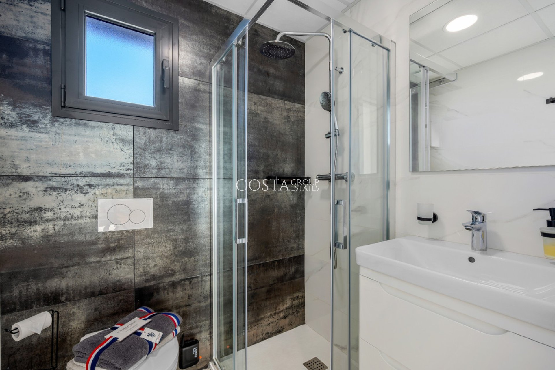 Resale - Villa -
Los Alcazares - Los Alcazares Centro