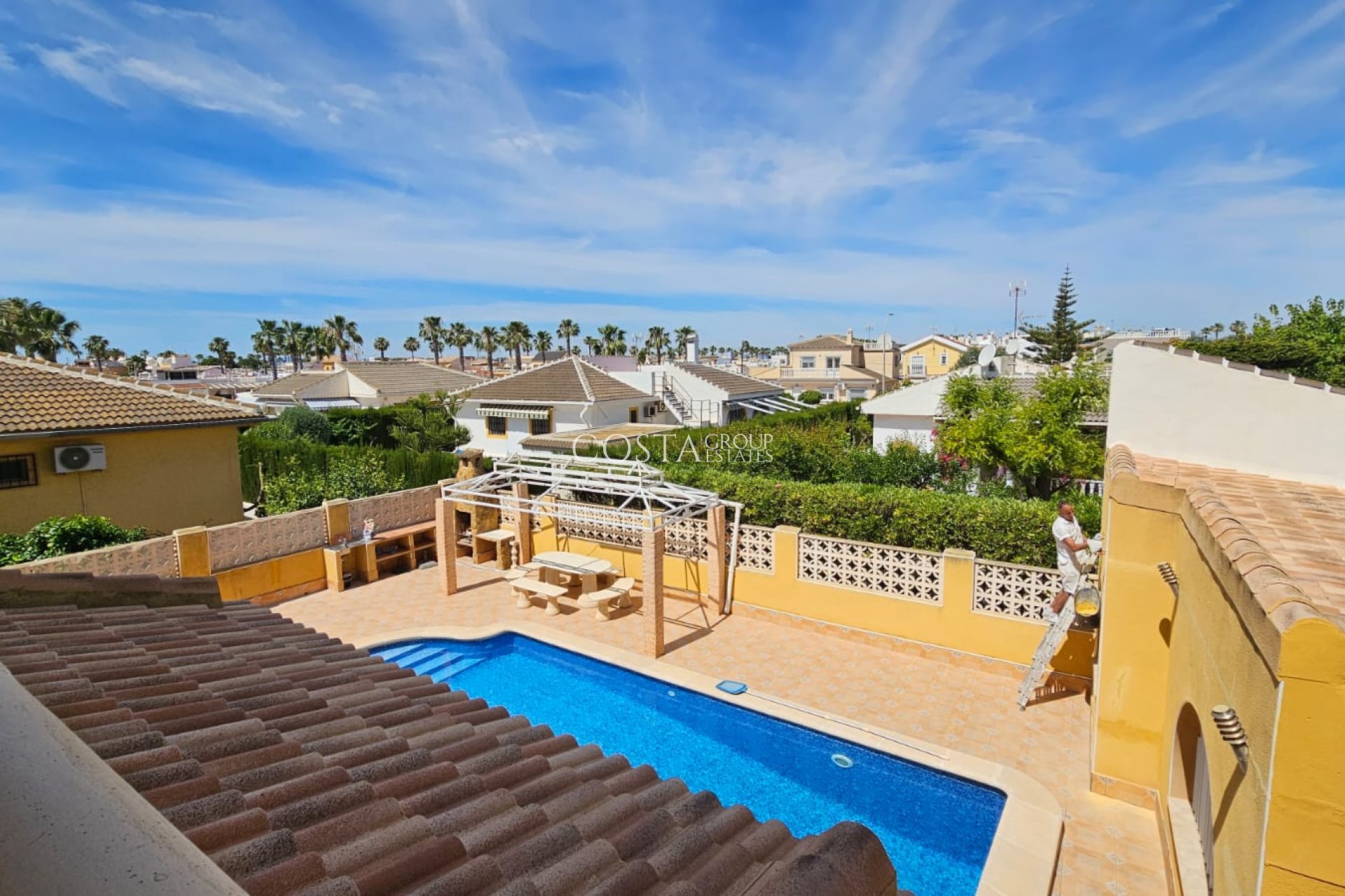 Resale - Villa -
Los Alcazares