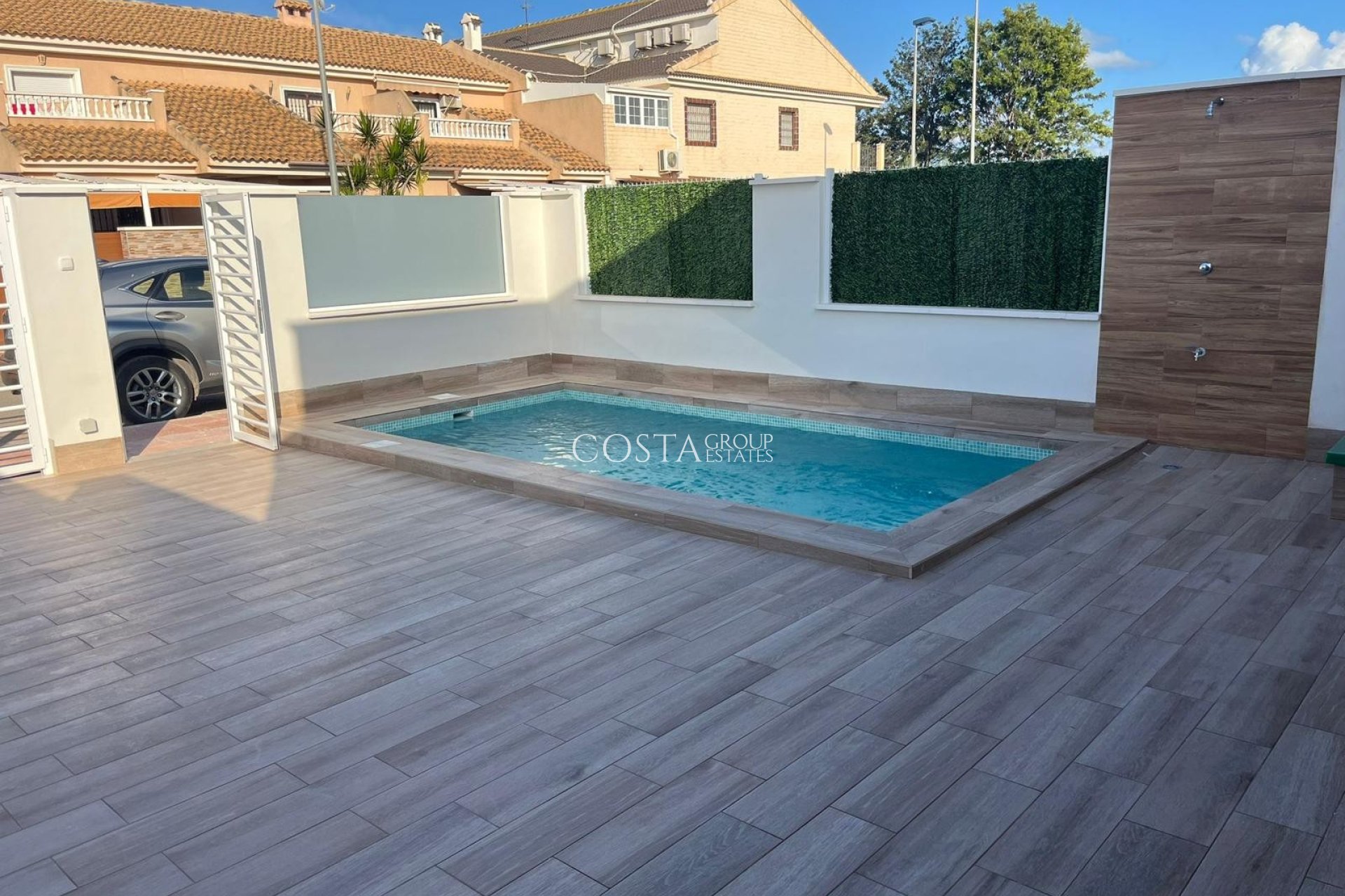 Resale - Villa -
Los Alcazares